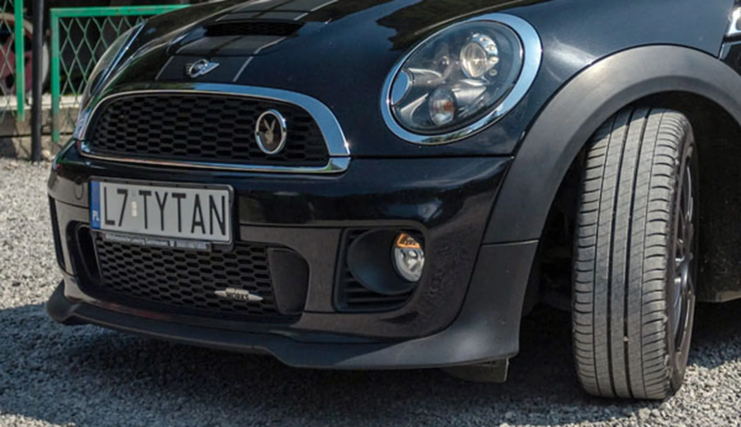 Fajny numer, blacha L7 TYTAN