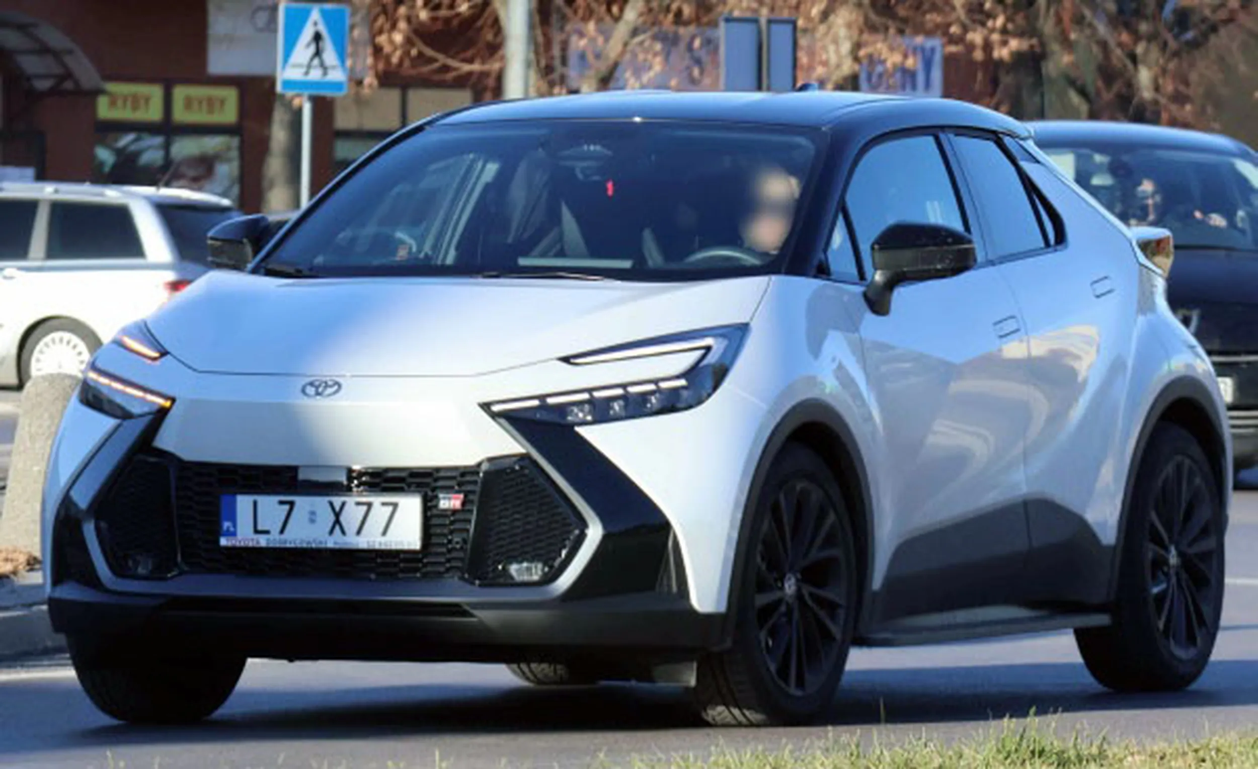 Fajny numer, blacha L7 X77