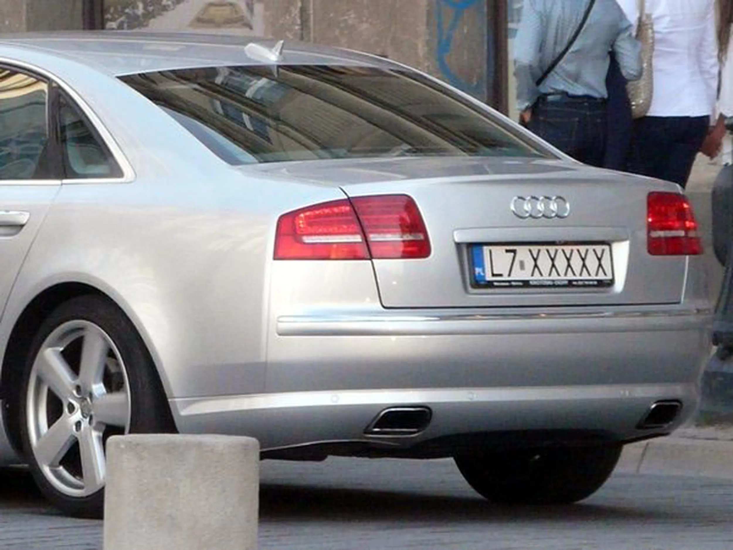 Fajny numer, blacha L7 XXXXX