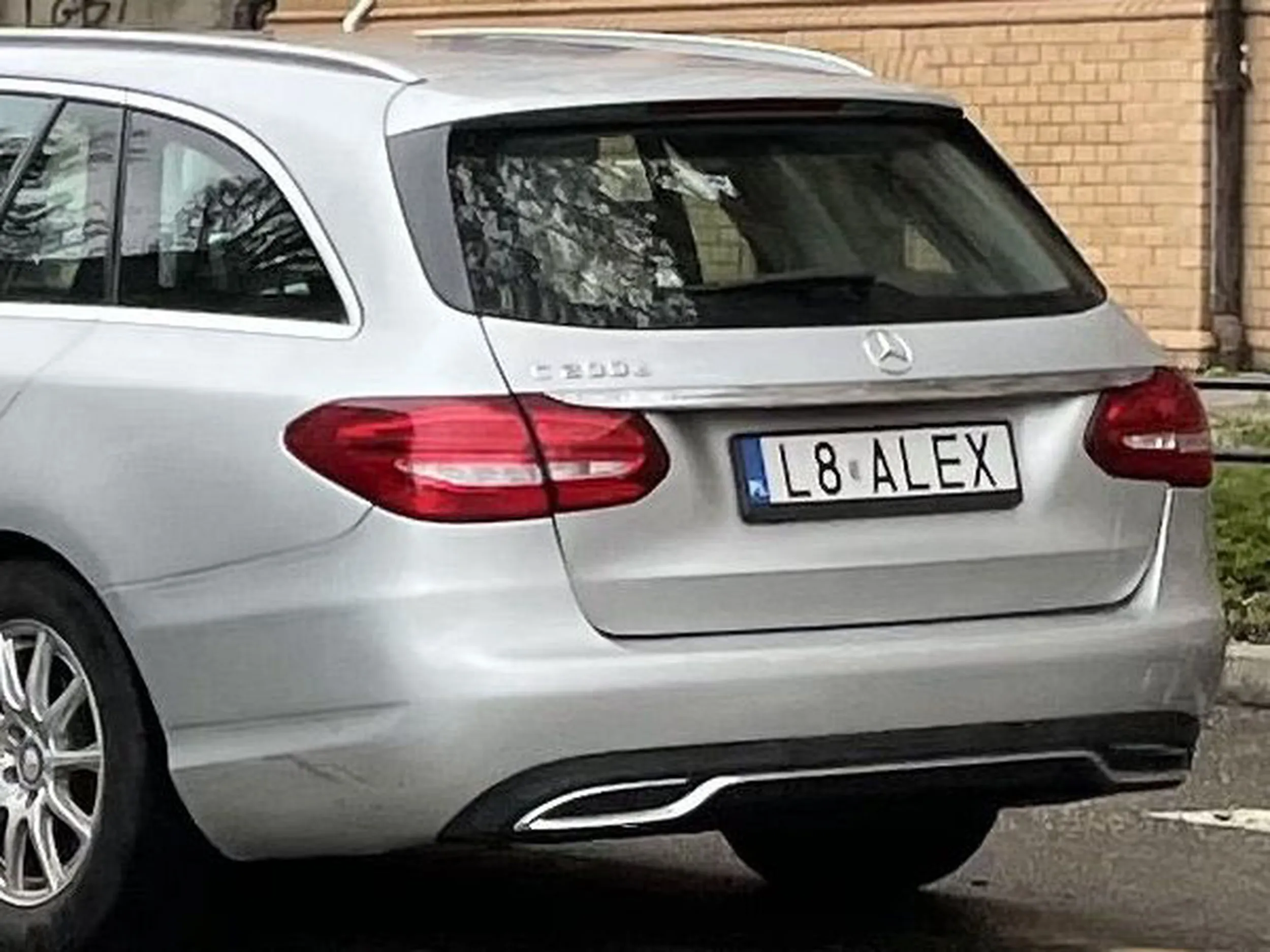 Fajny numer, blacha L8 ALEX