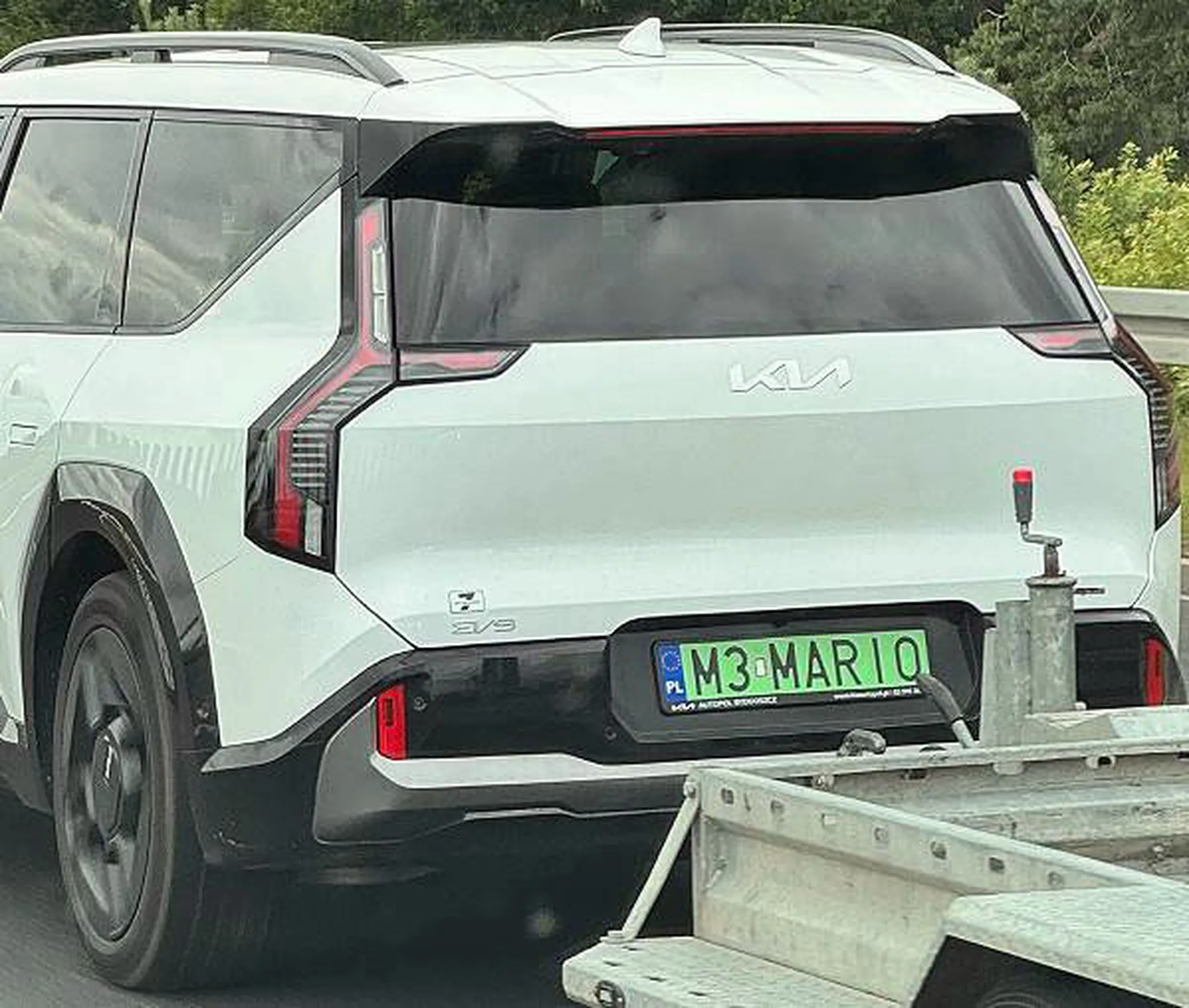 Fajny numer, blacha M3 MARIO