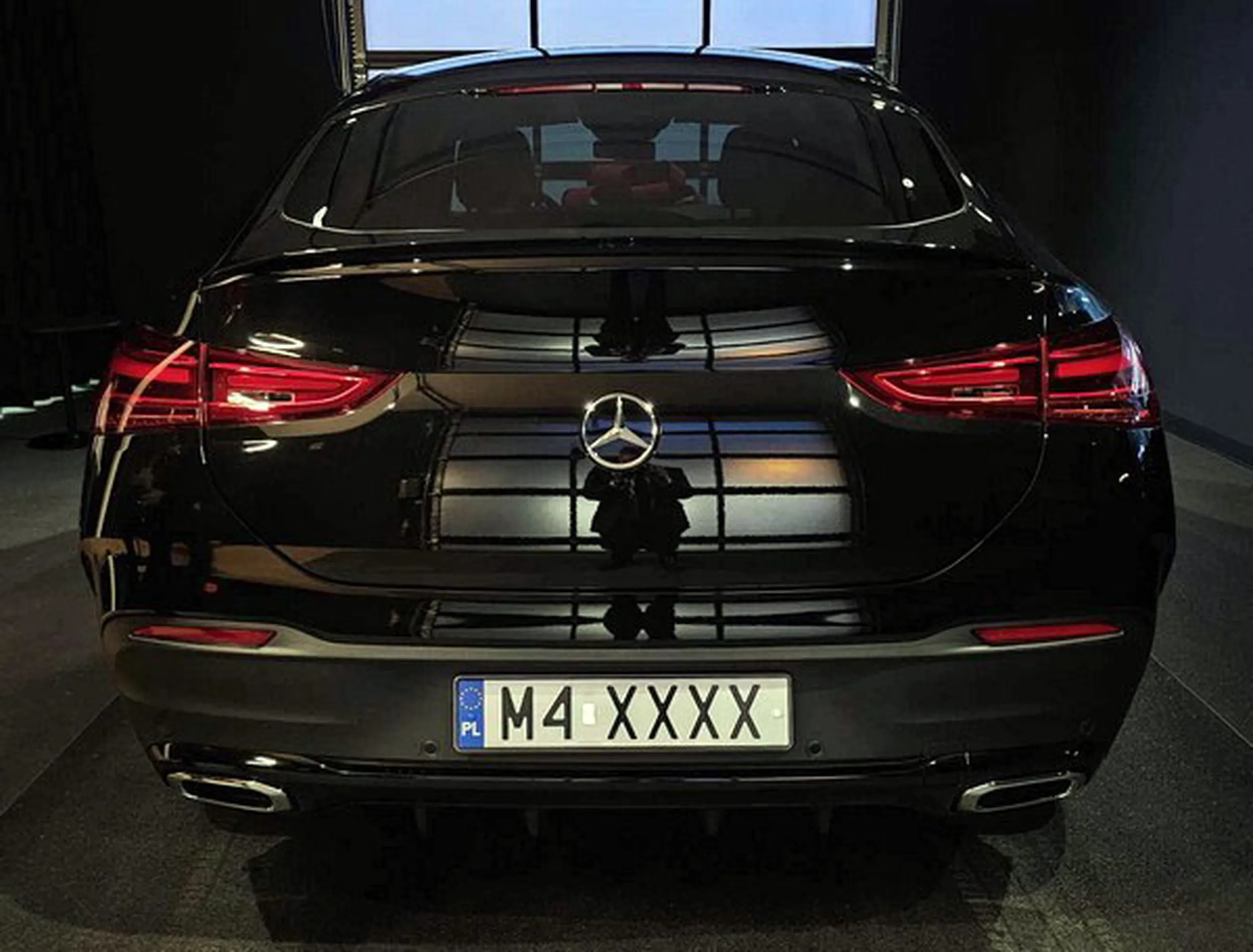 Fajny numer, blacha M4 XXXX