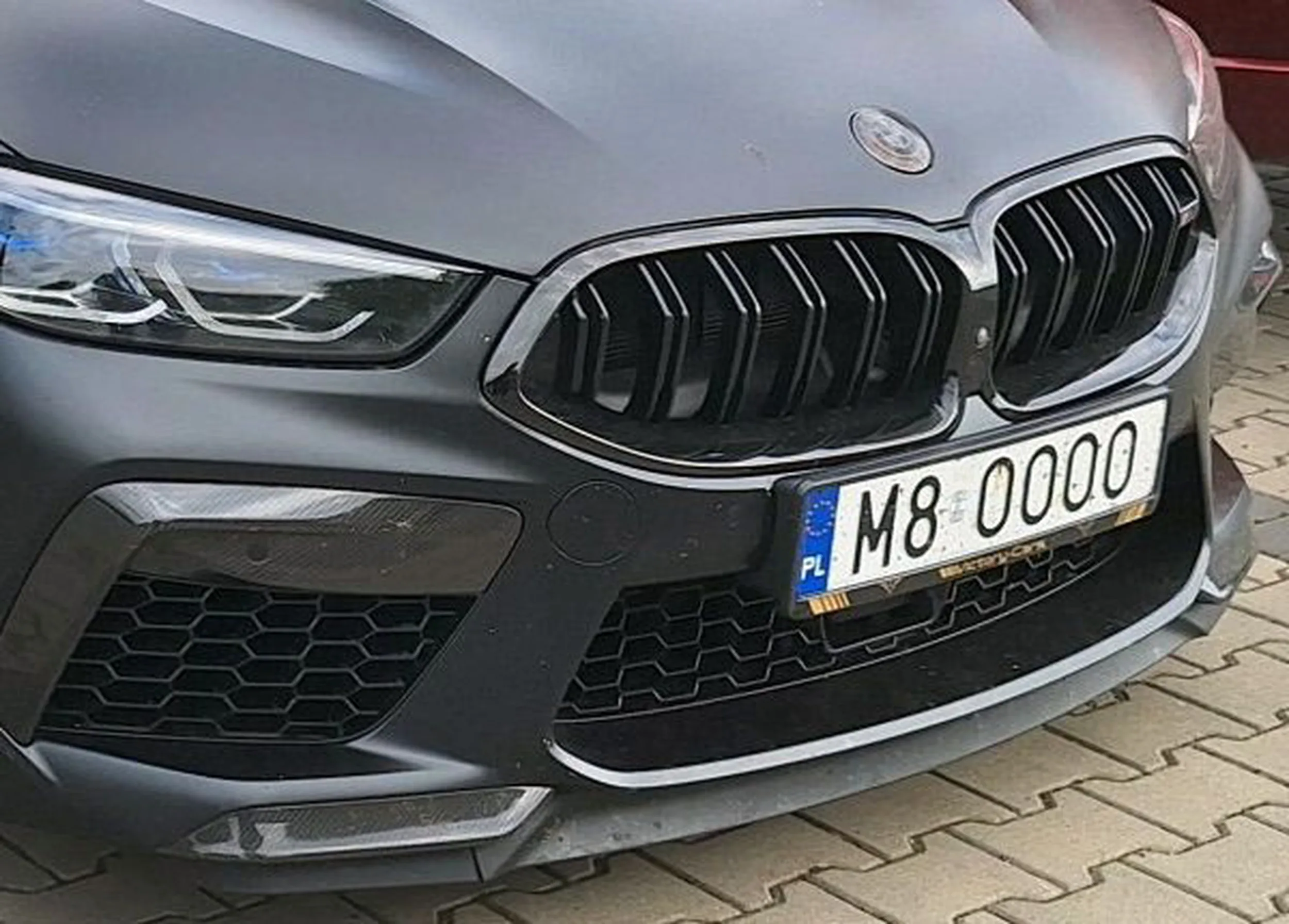 Fajny numer, blacha M8 OOOO