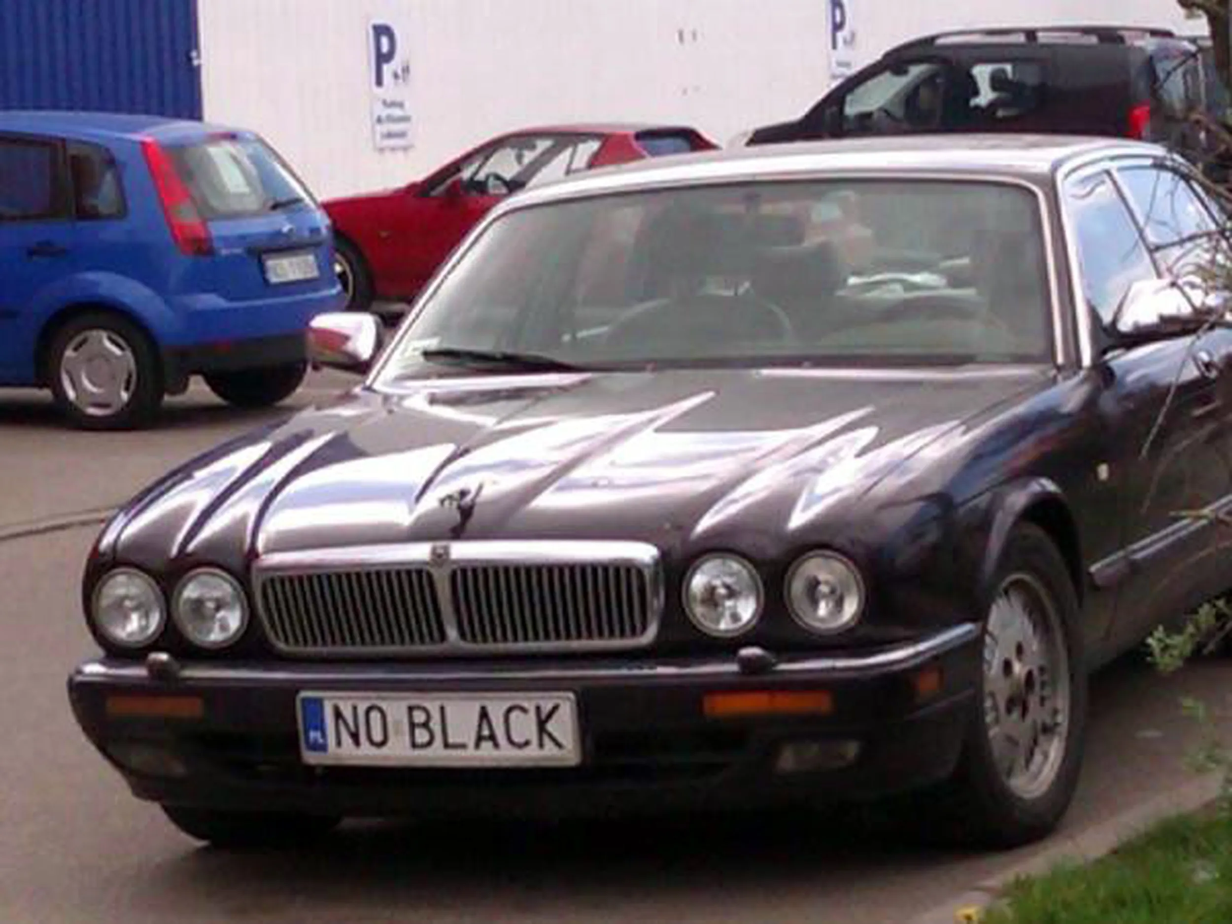 Fajny numer, blacha N0 BLACK