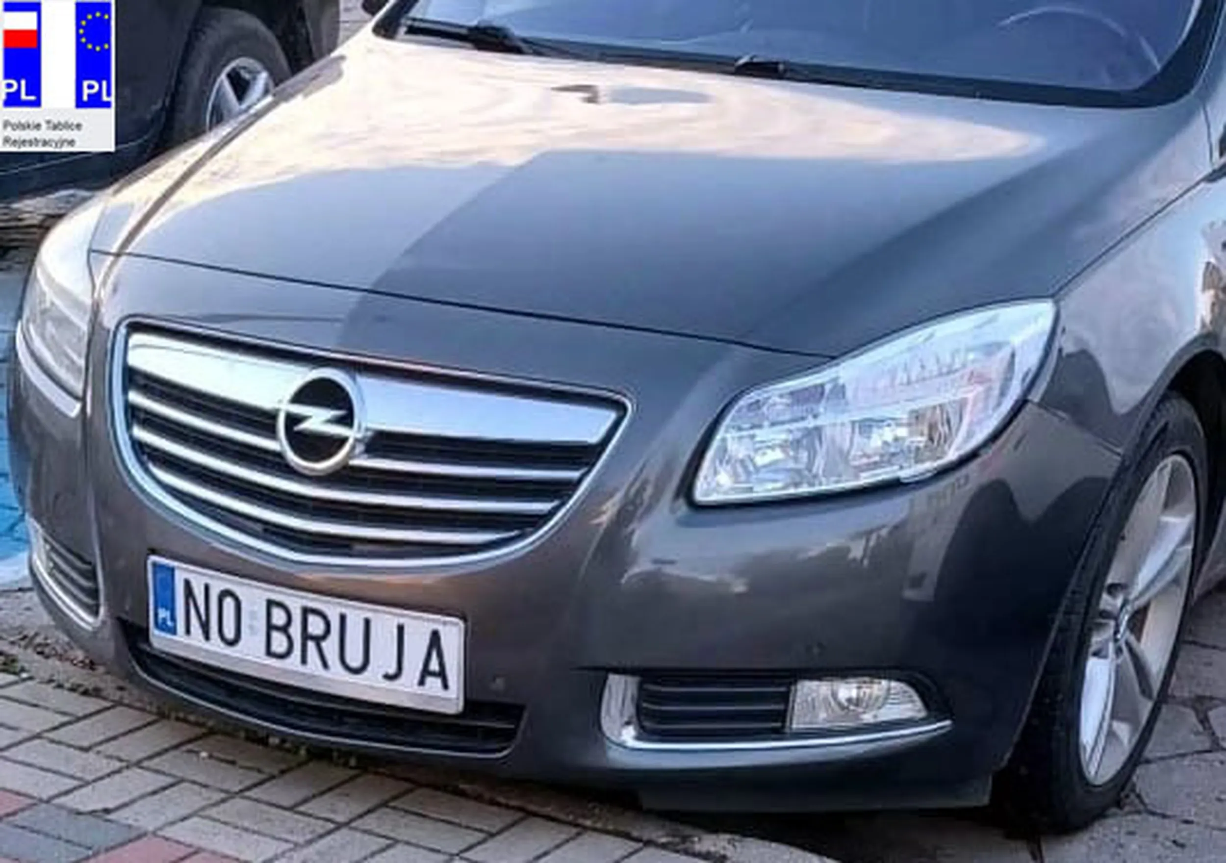 Fajny numer, blacha N0 BRUJA