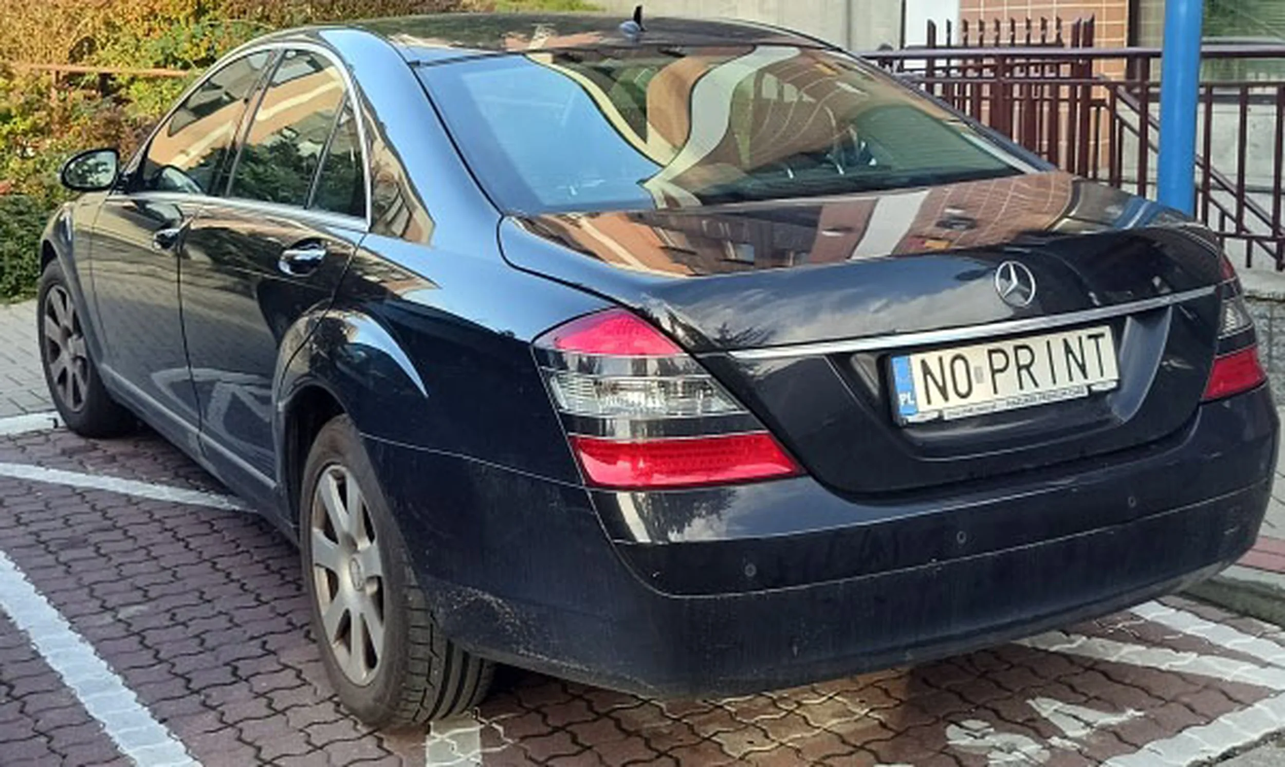 Fajny numer, blacha N0 PRINT