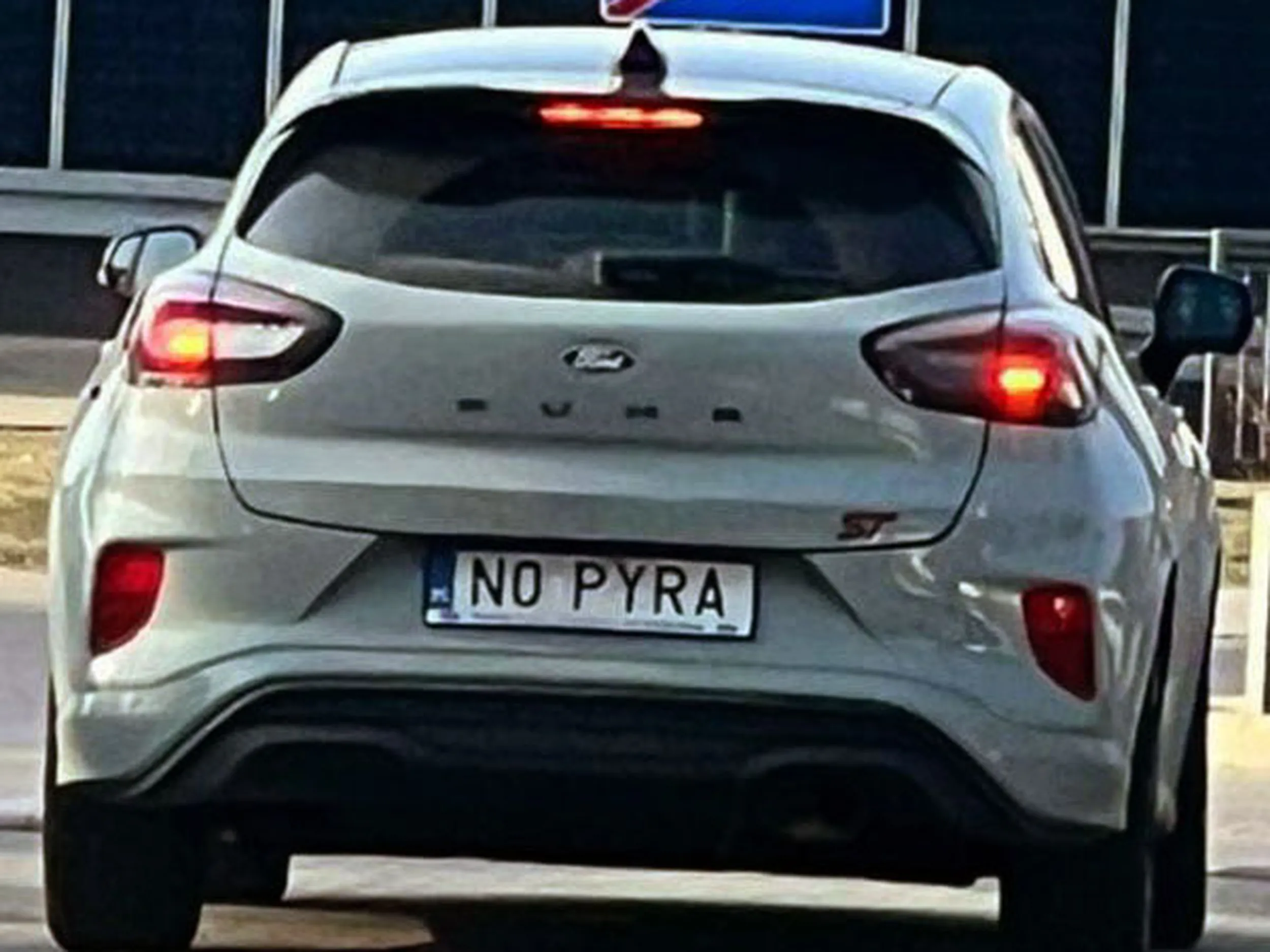 Fajny numer, blacha N0 PYRA