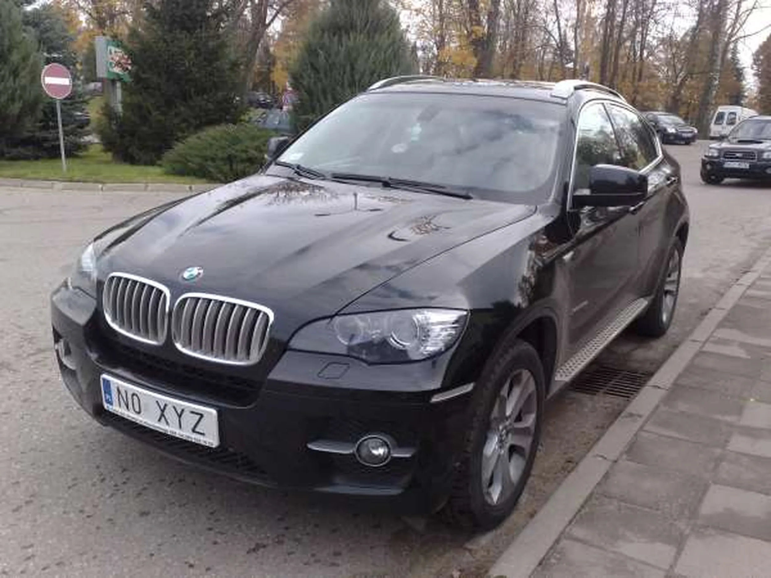 Fajny numer, blacha N0 XYZ