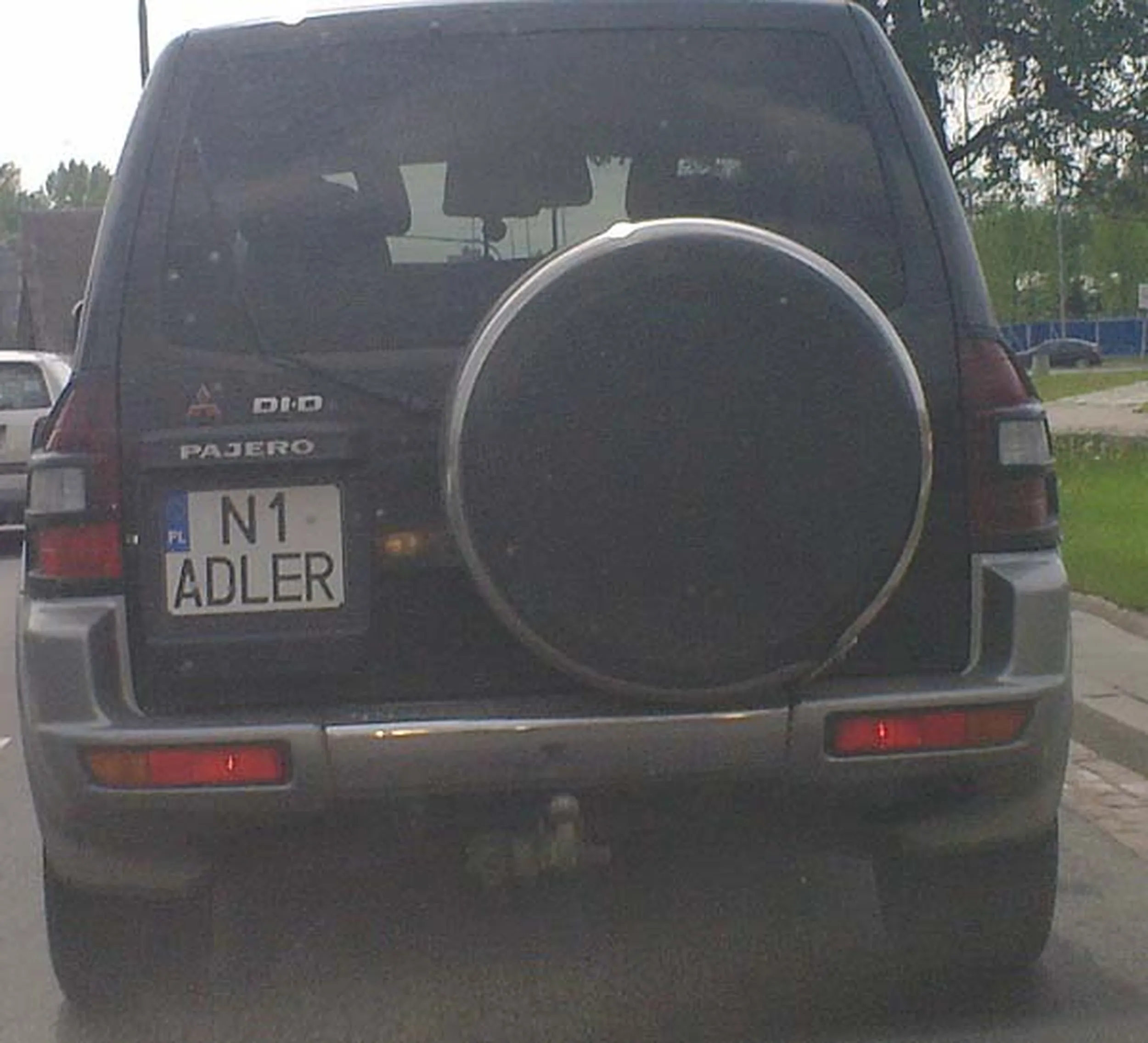 Fajny numer, blacha N1 ADLER