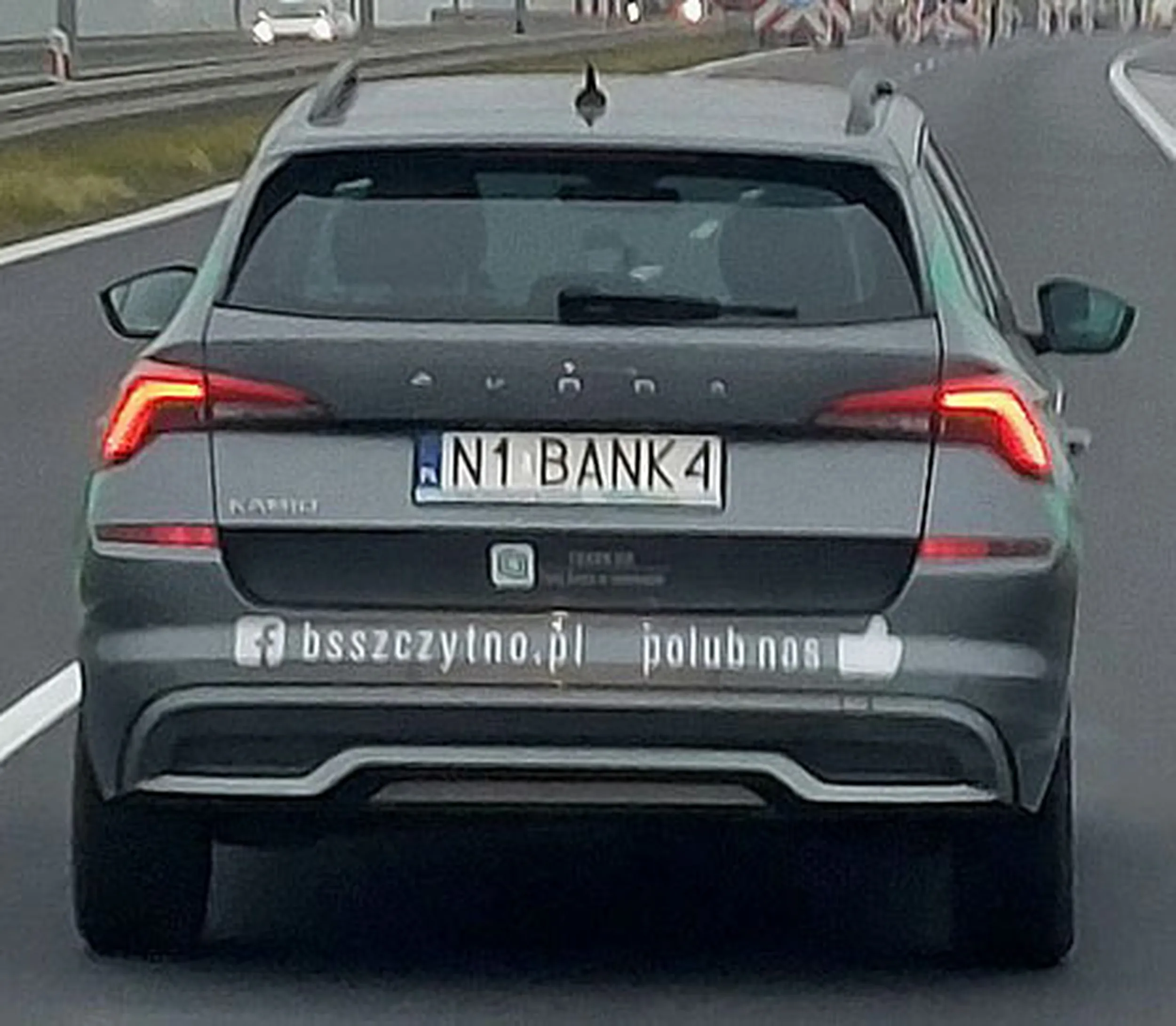 Fajny numer, blacha N1 BANK4