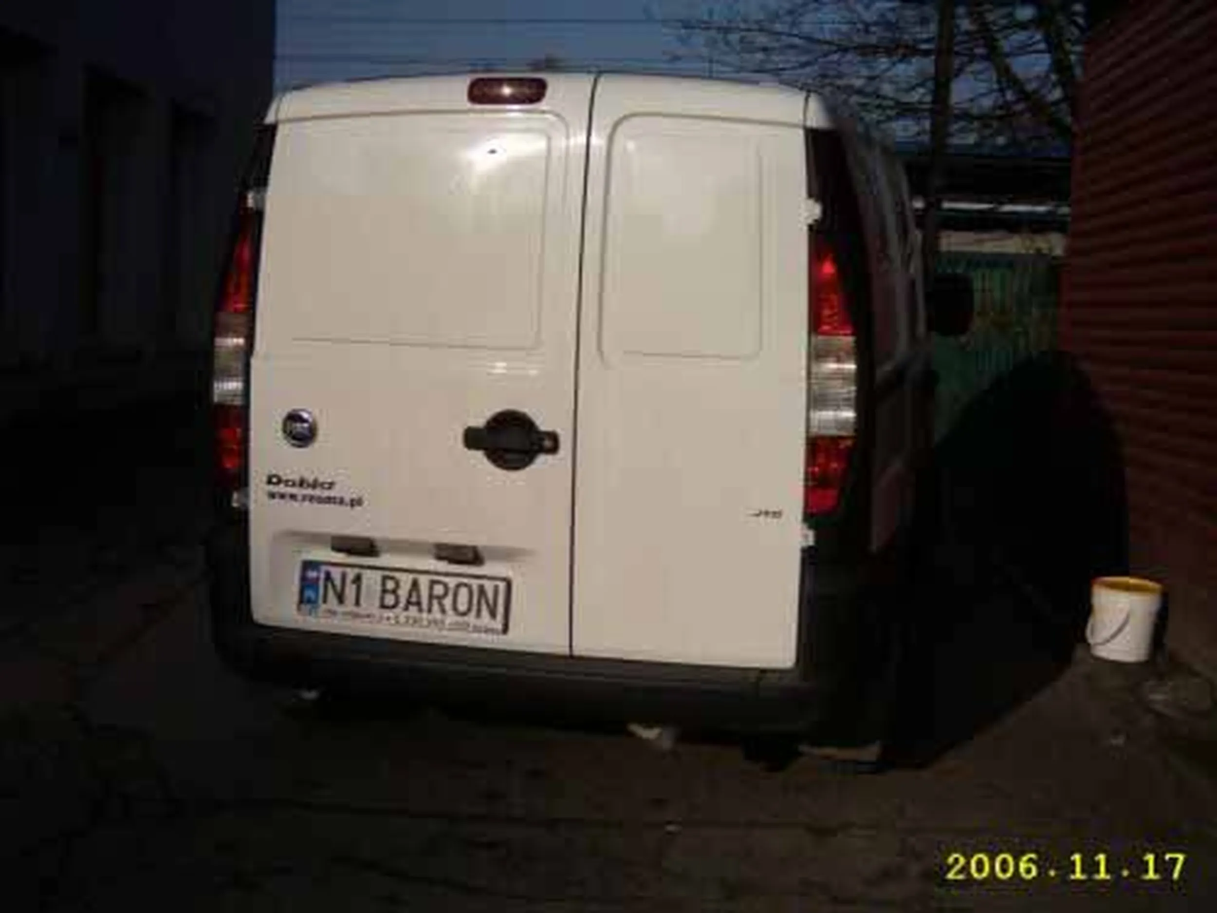 Fajny numer, blacha N1 BARON