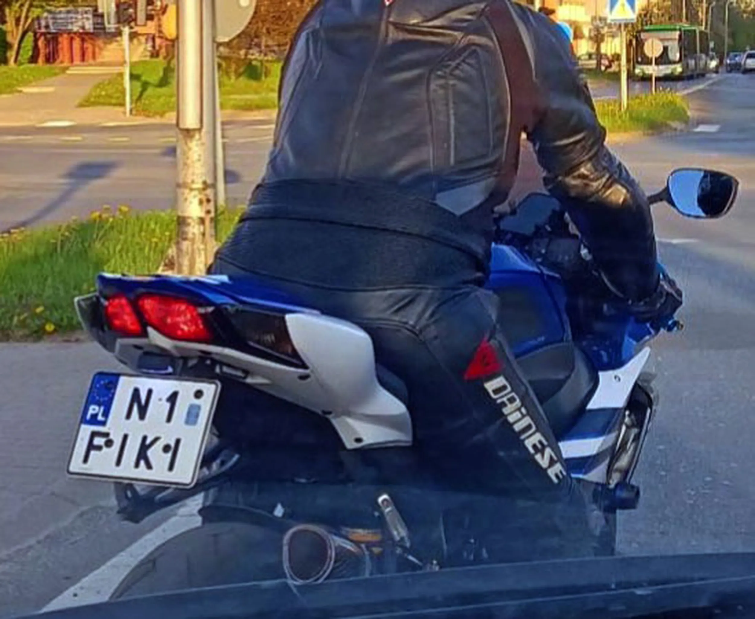 Fajny numer, blacha N1 FIKI