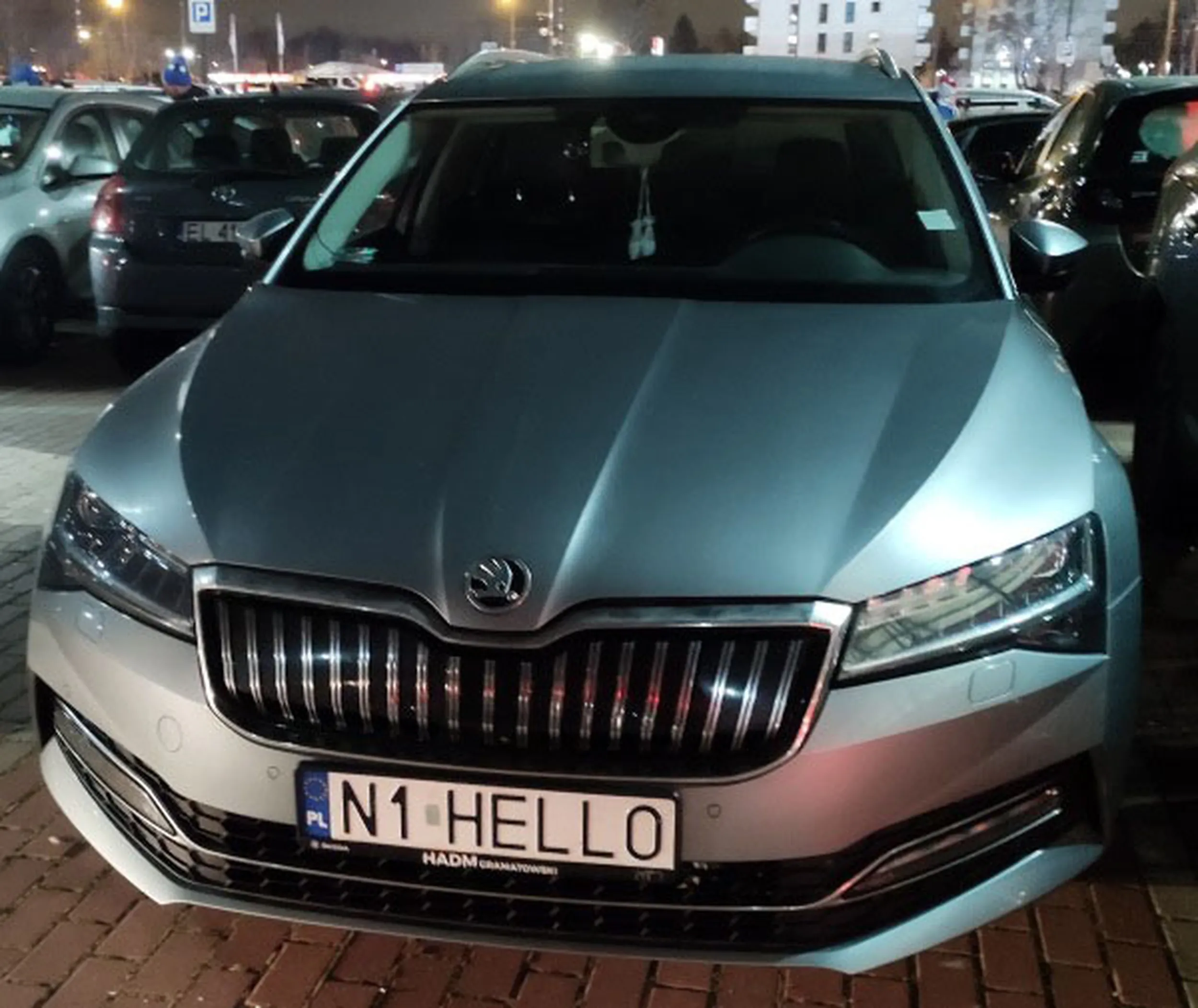 Fajny numer, blacha N1 HELLO