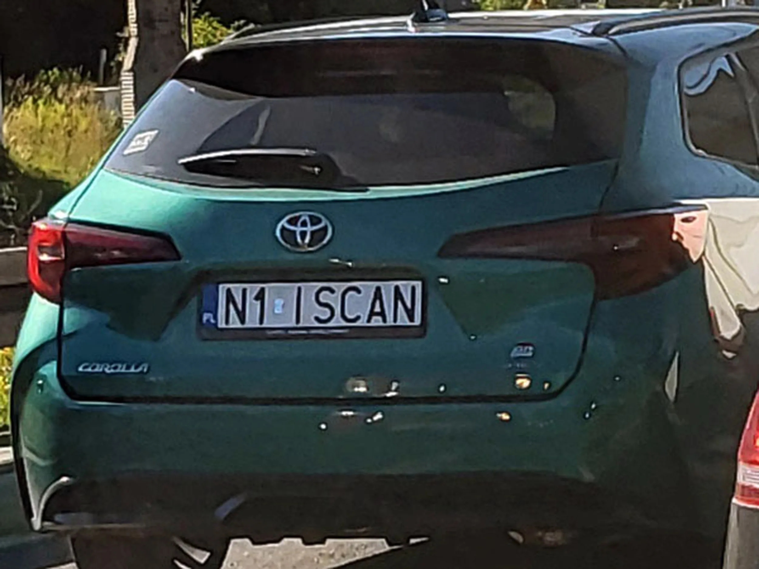 Fajny numer, blacha N1 ISCAN