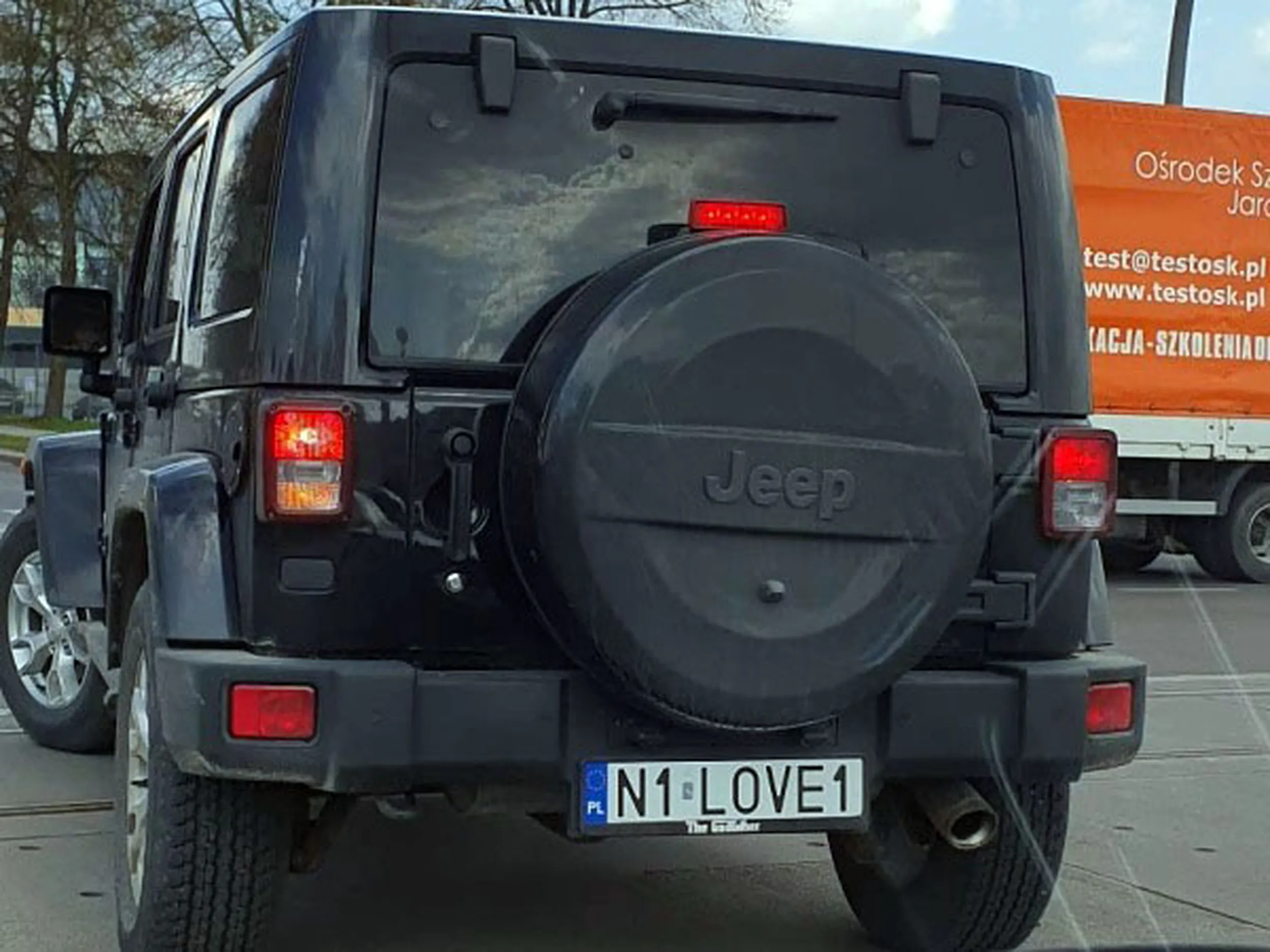 Fajny numer, blacha N1 LOVE1