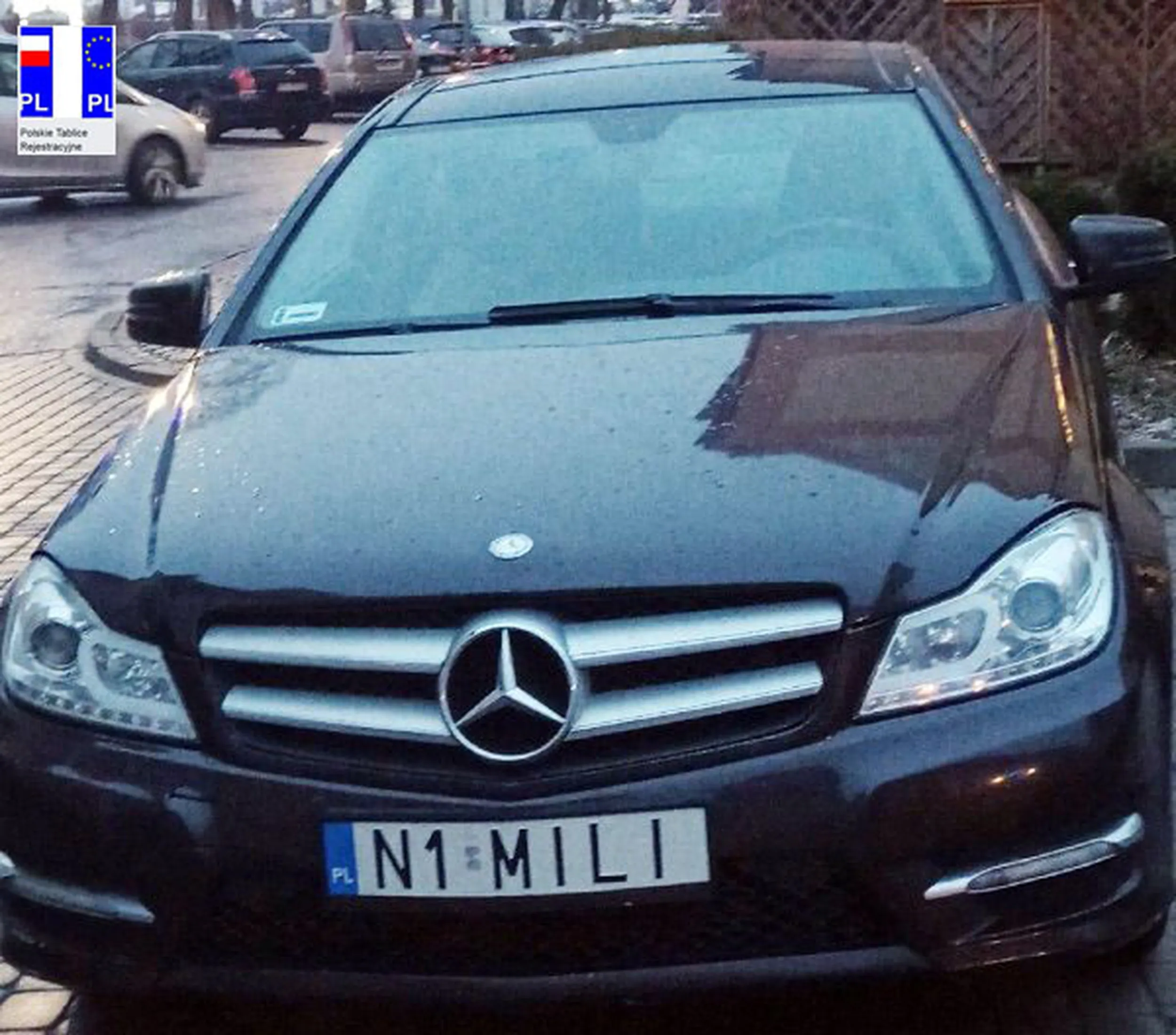 Fajny numer, blacha N1 MILI