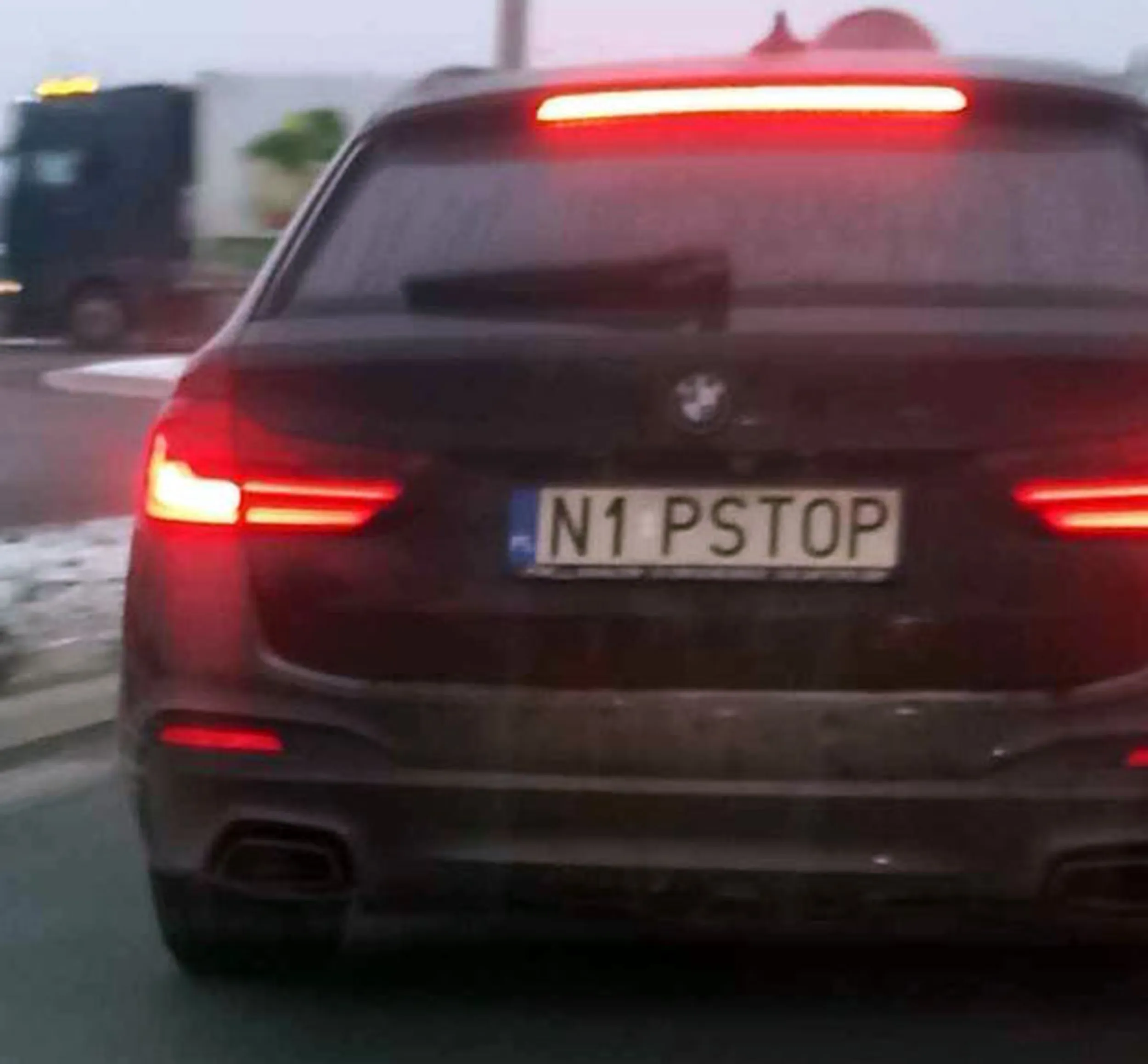 Fajny numer, blacha N1 PSTOP