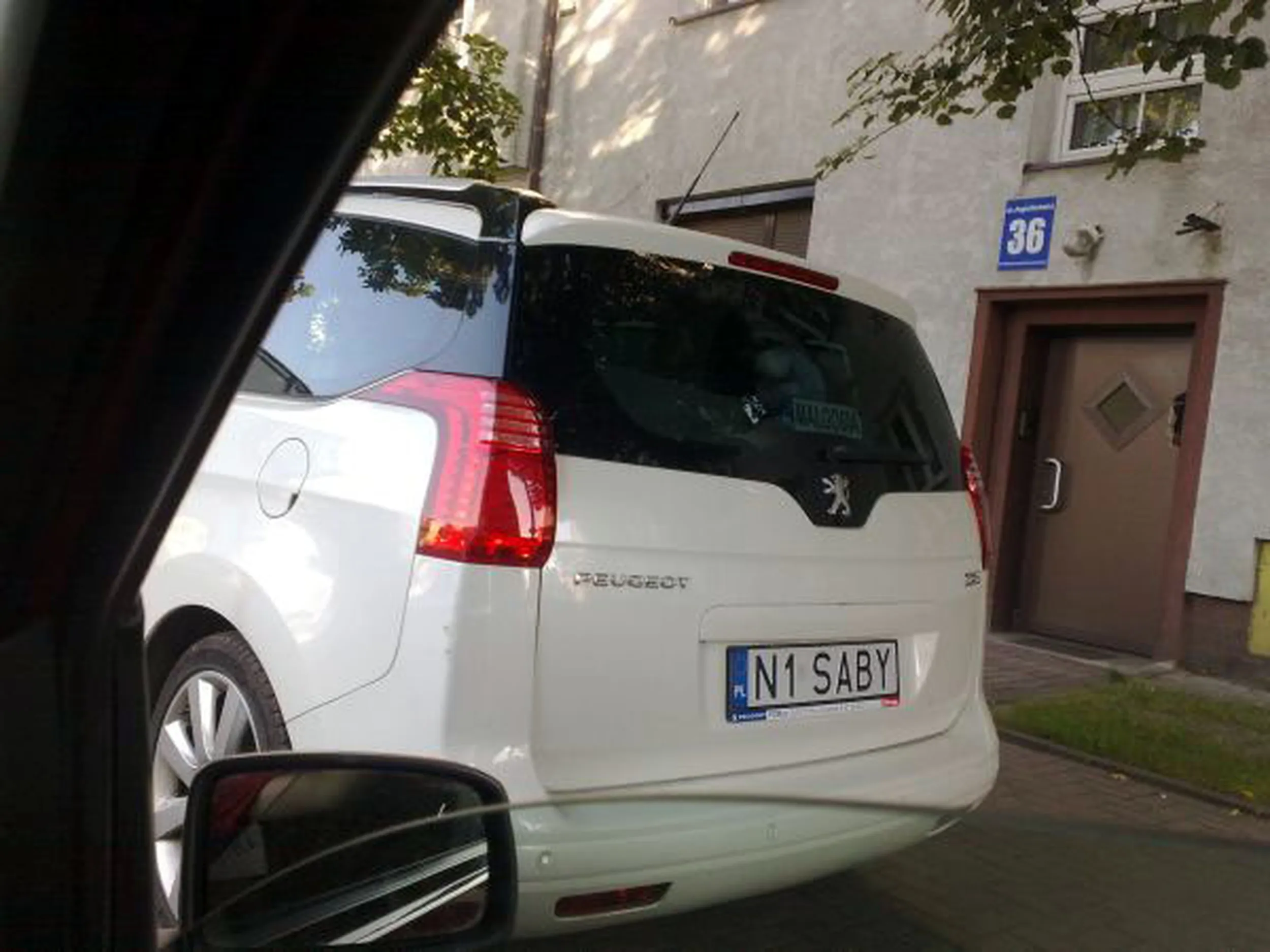 Fajny numer, blacha N1 SABY