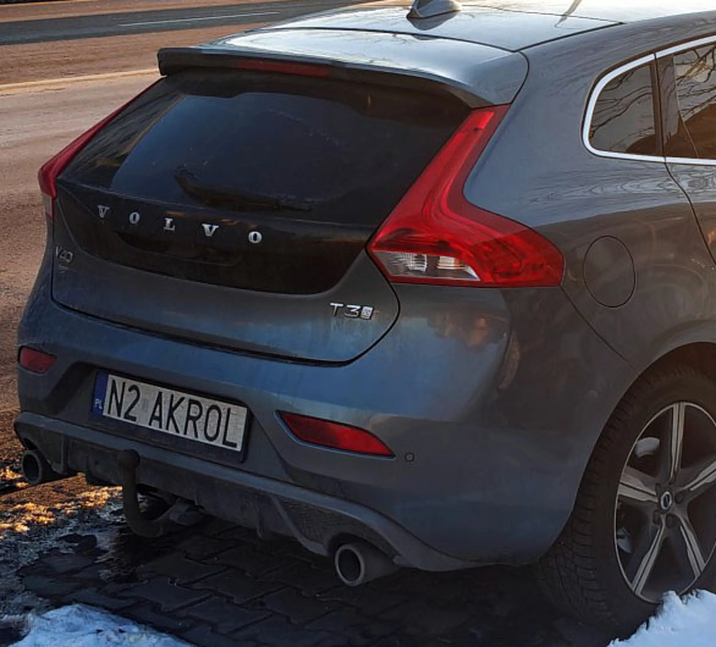 Fajny numer, blacha N2 AKROL