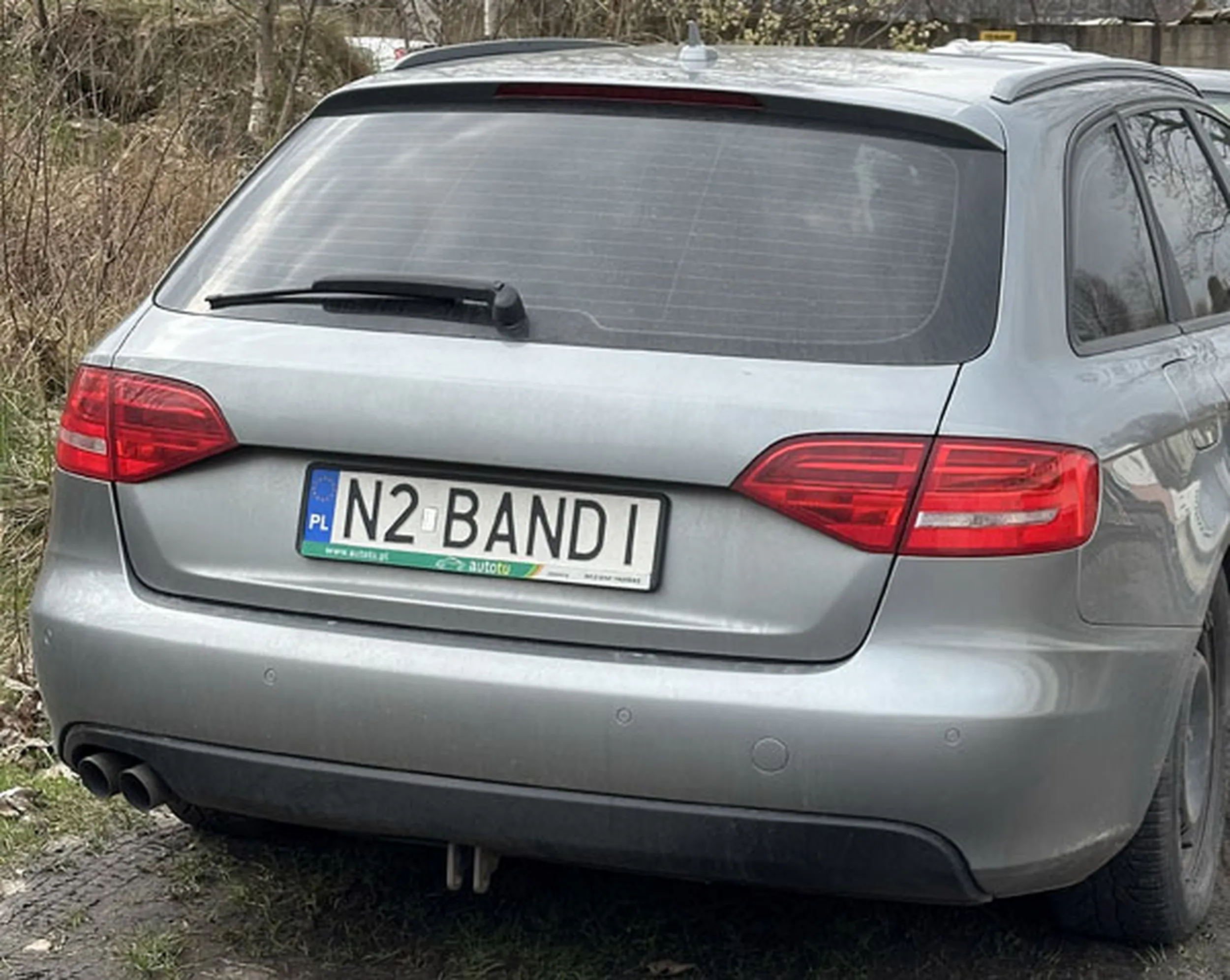 Fajny numer, blacha N2 BANDI