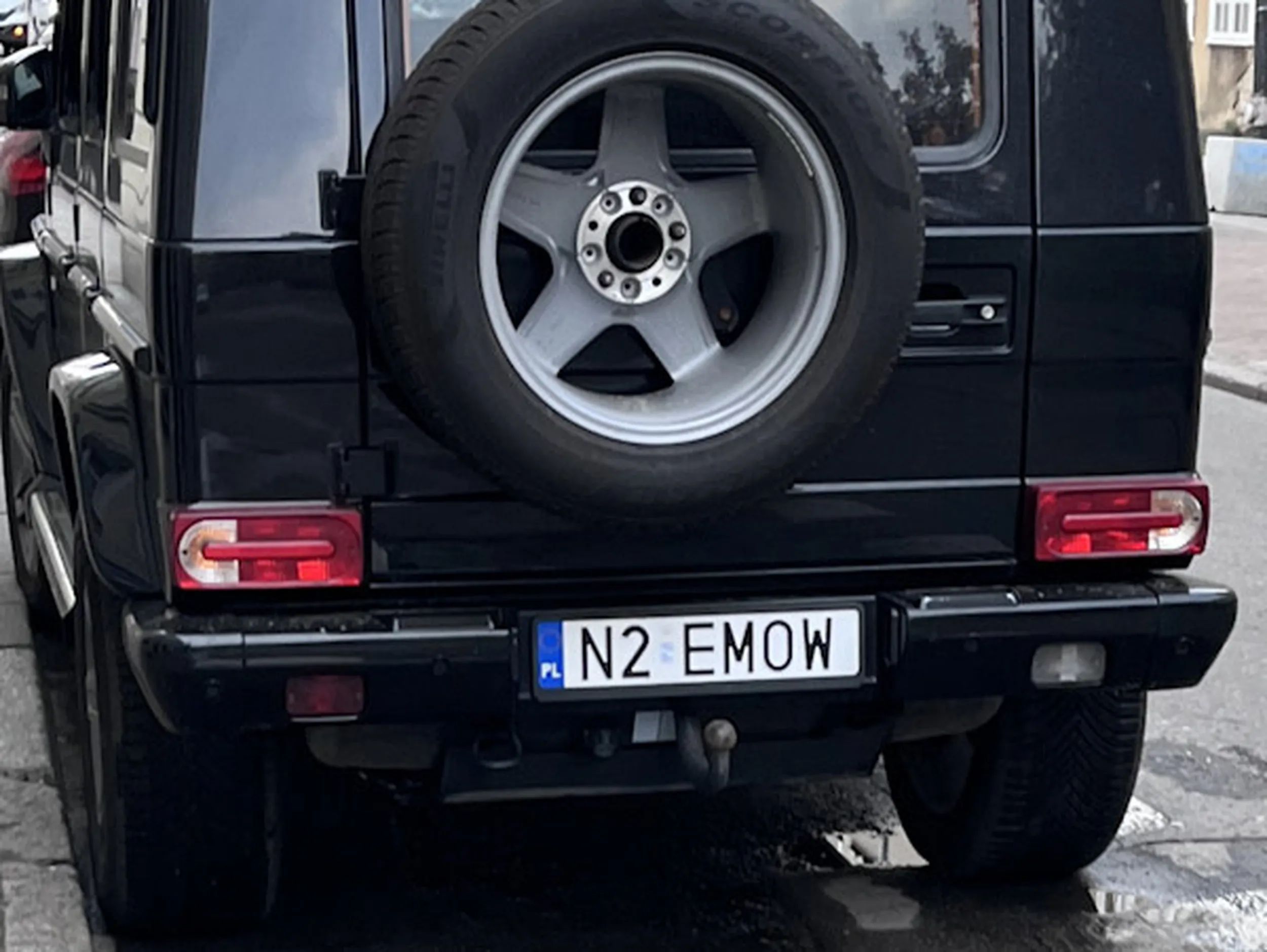 Fajny numer, blacha N2 EMOW