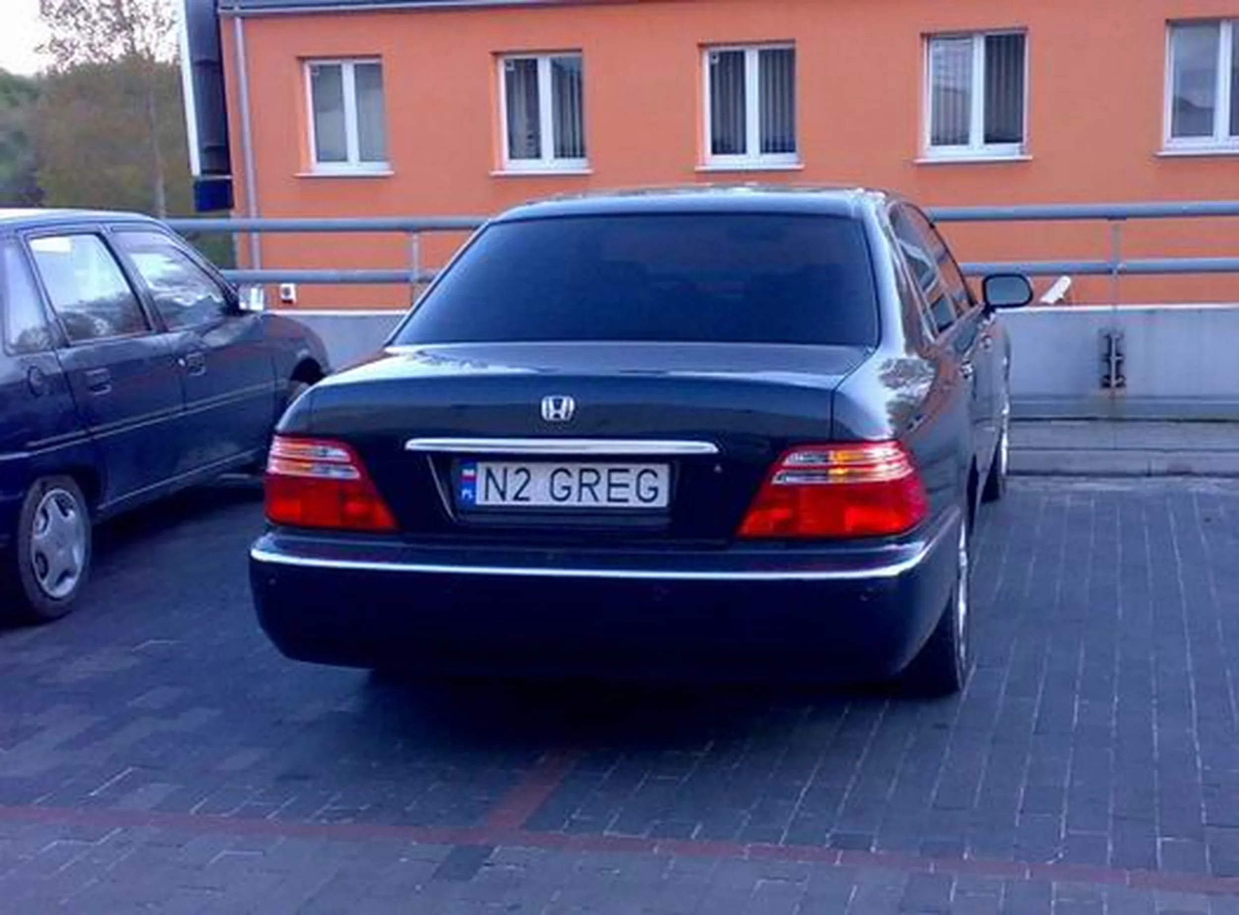 Fajny numer, blacha N2 GREG