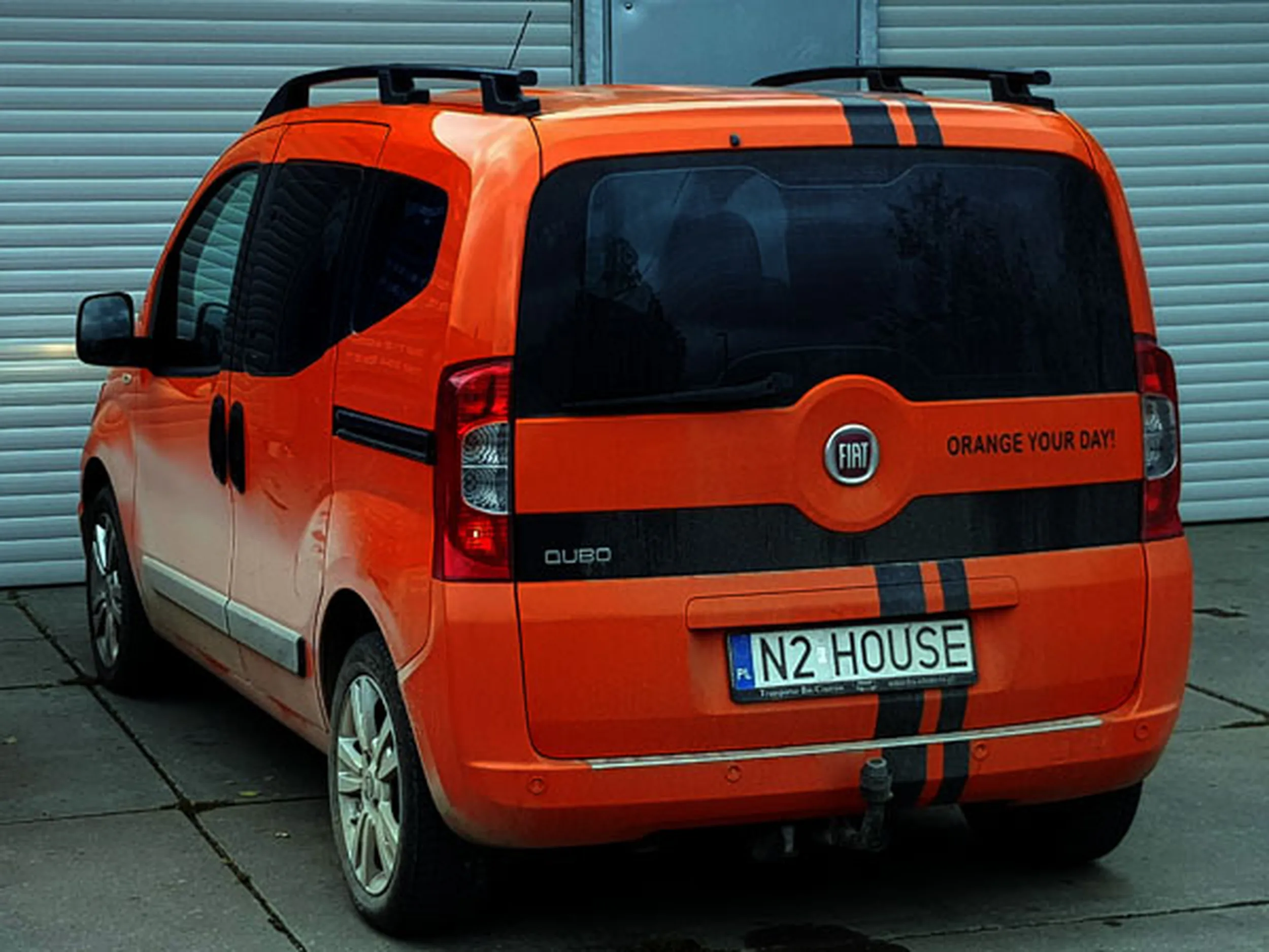 Fajny numer, blacha N2 HOUSE