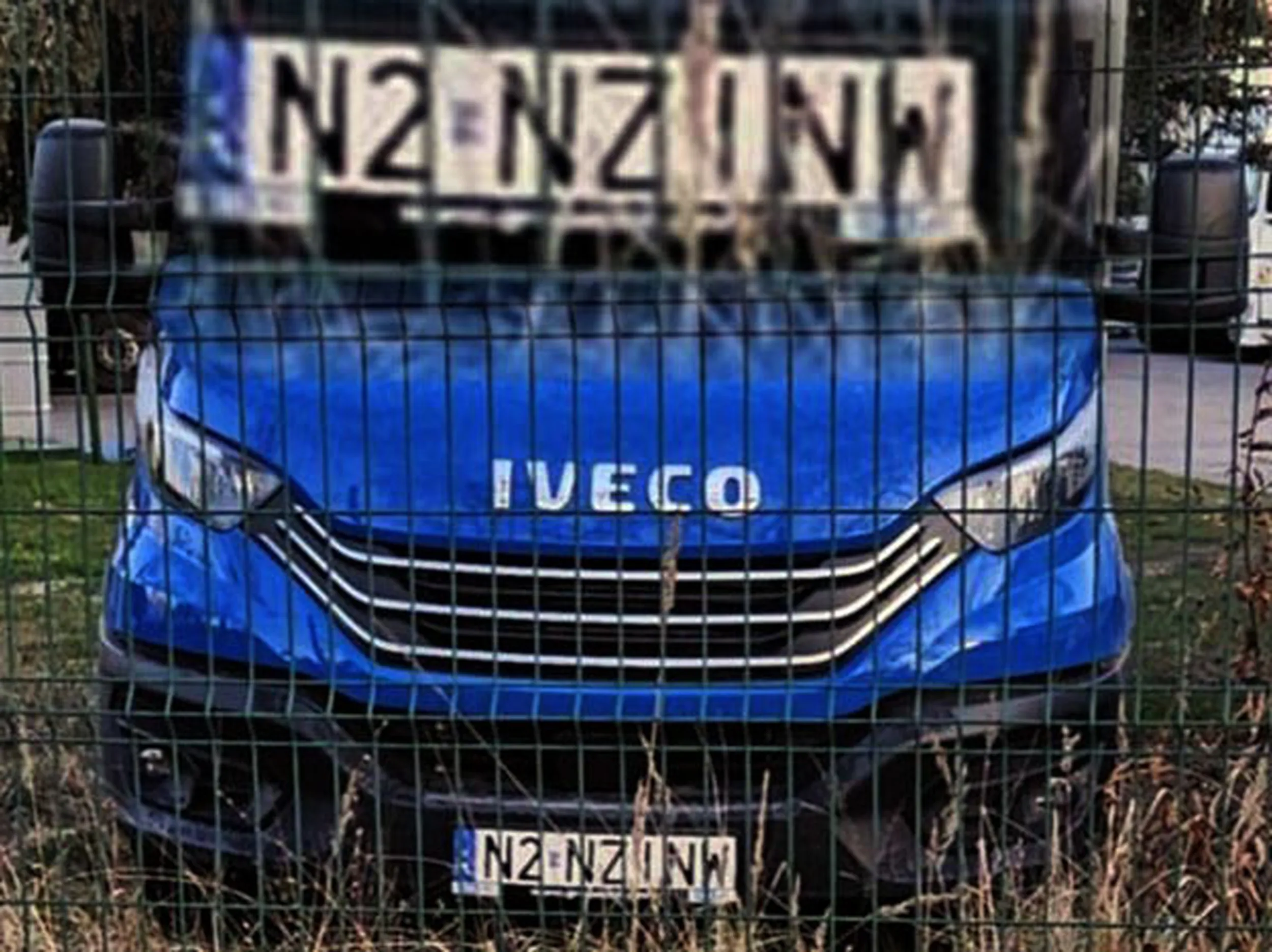 Fajny numer, blacha N2 NZINW