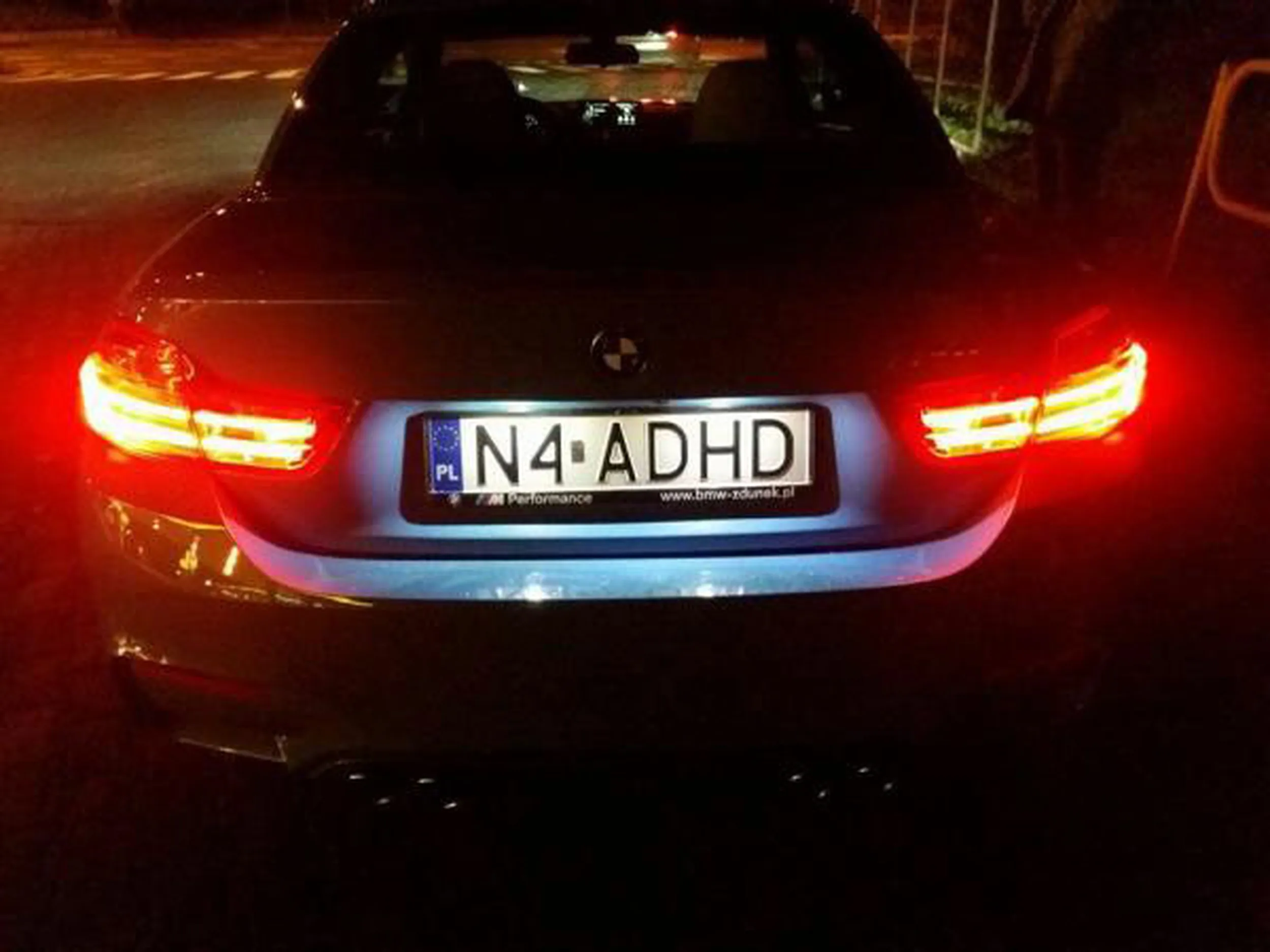 Fajny numer, blacha N4 ADHD