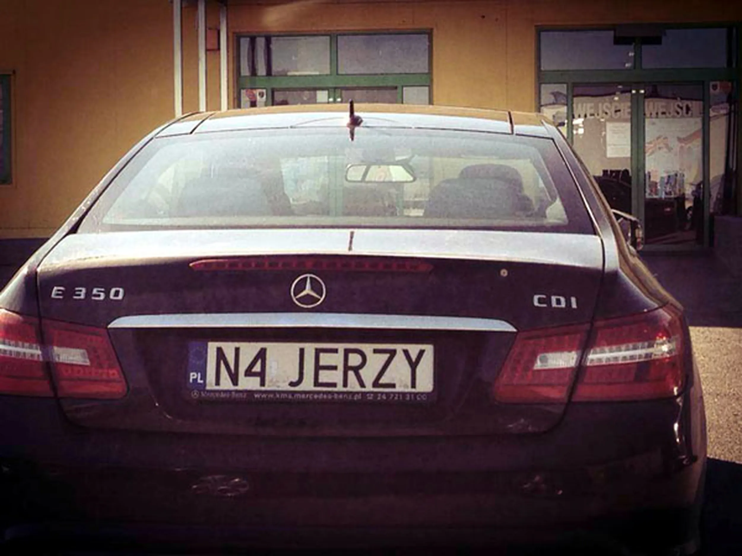 Fajny numer, blacha N4 JERZY