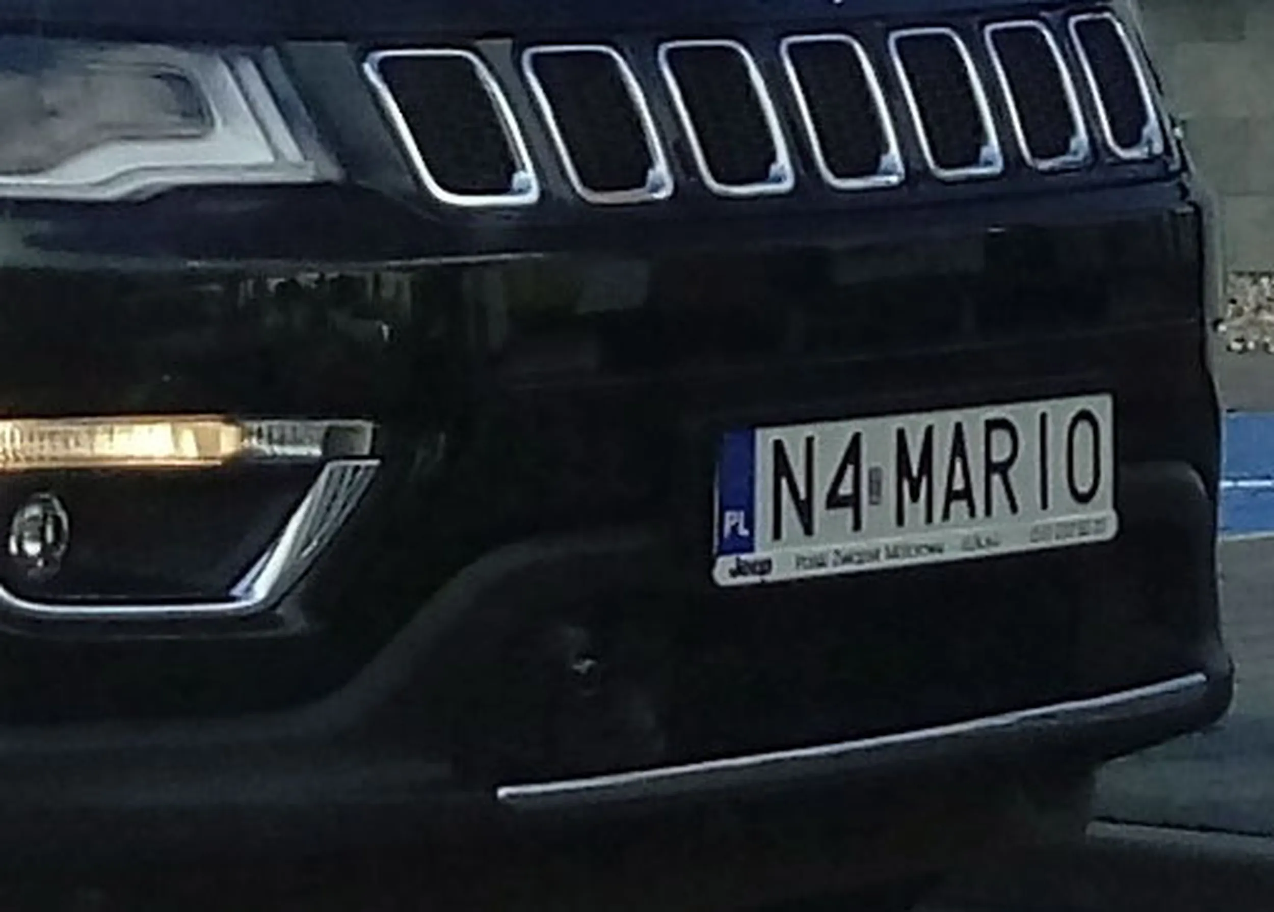 Fajny numer, blacha N4 MARIO