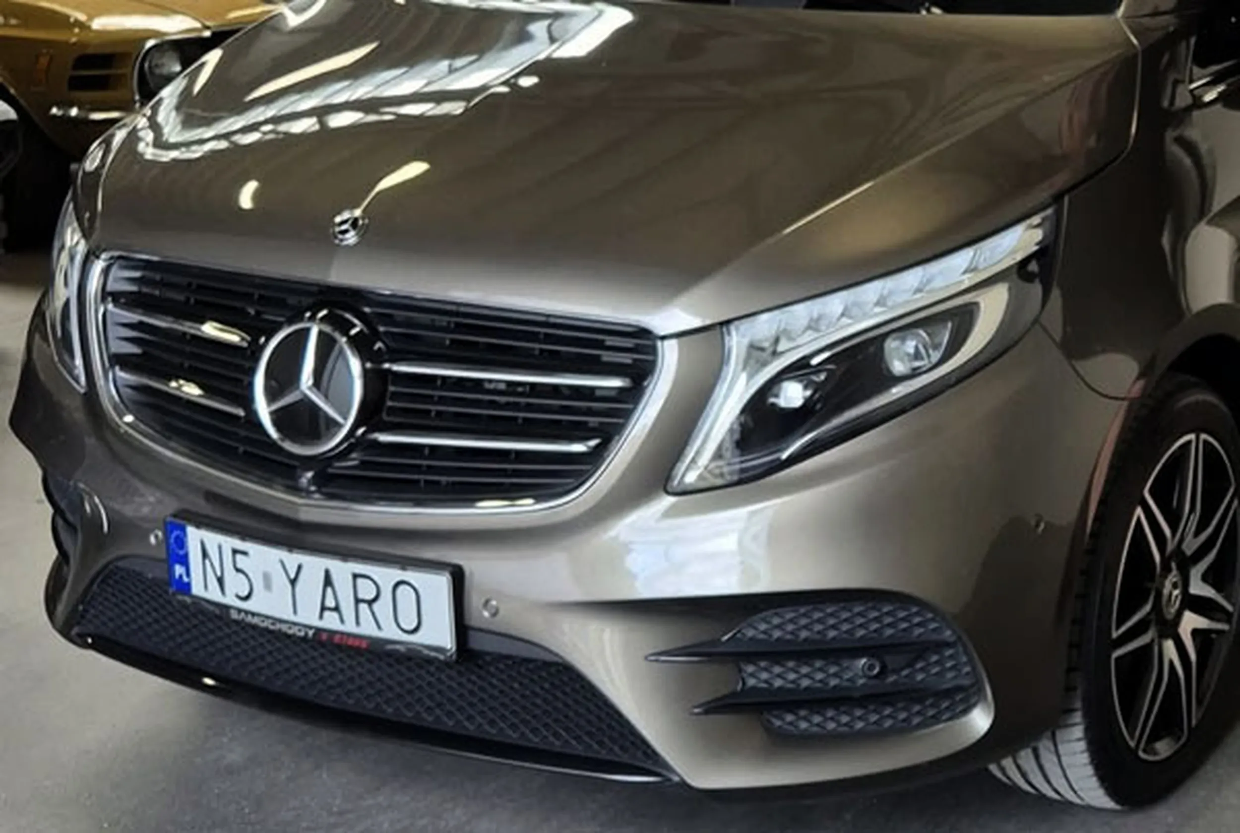 Fajny numer, blacha N5 YARO