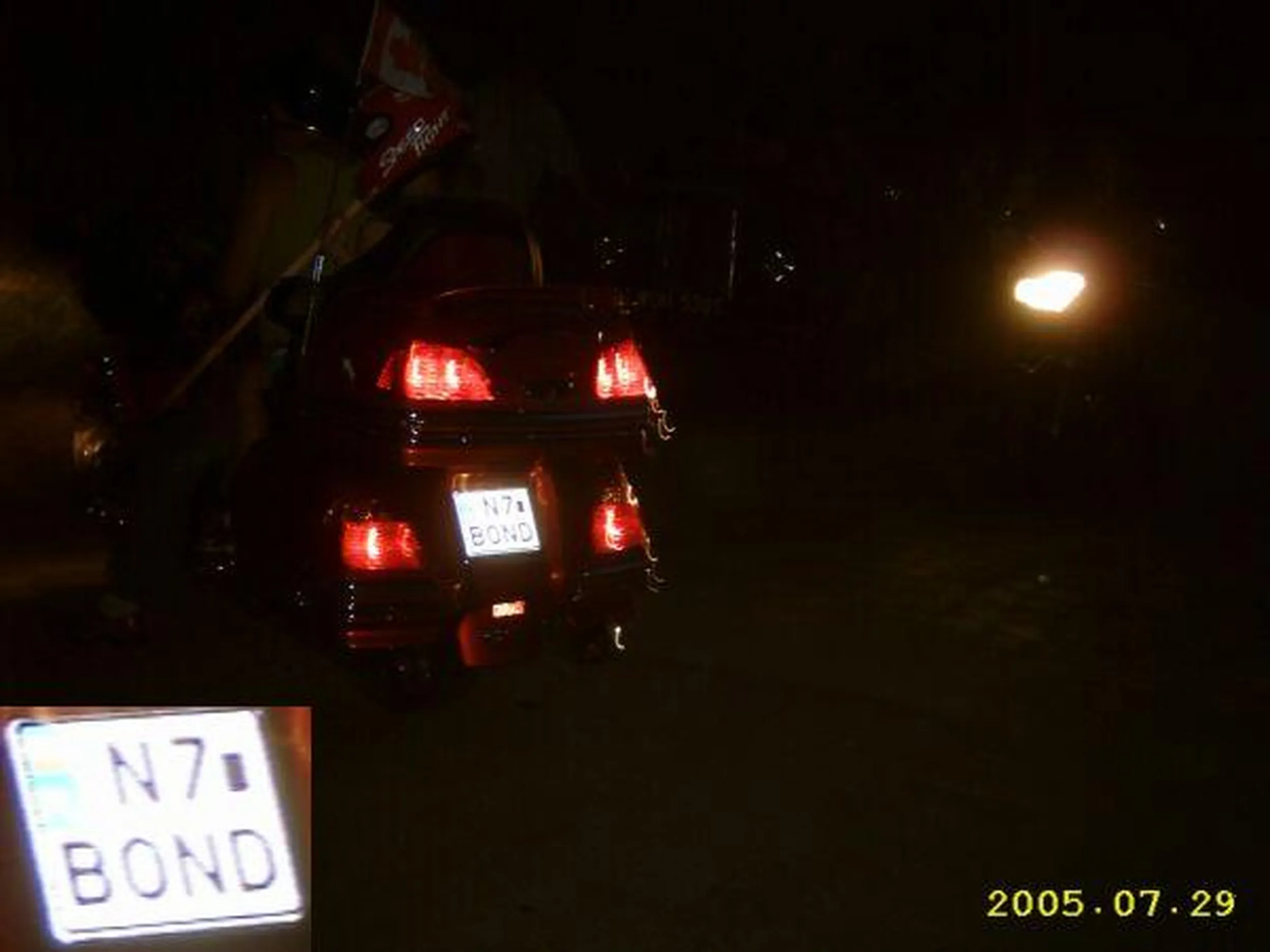 Fajny numer, blacha N7 BOND