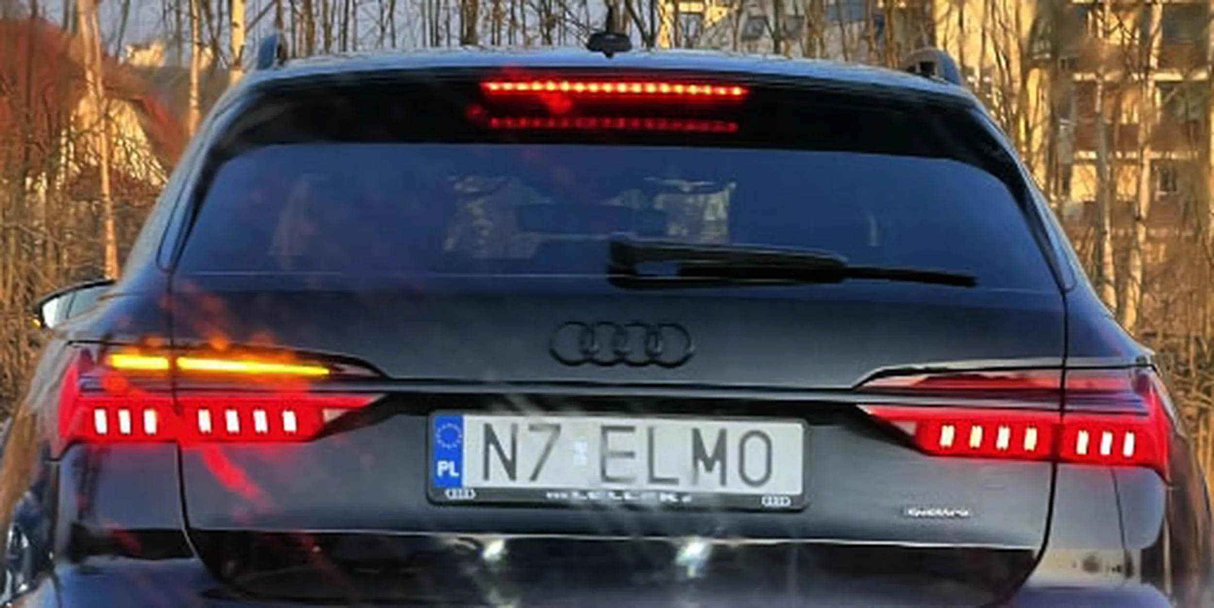 Fajny numer, blacha N7 ELMO