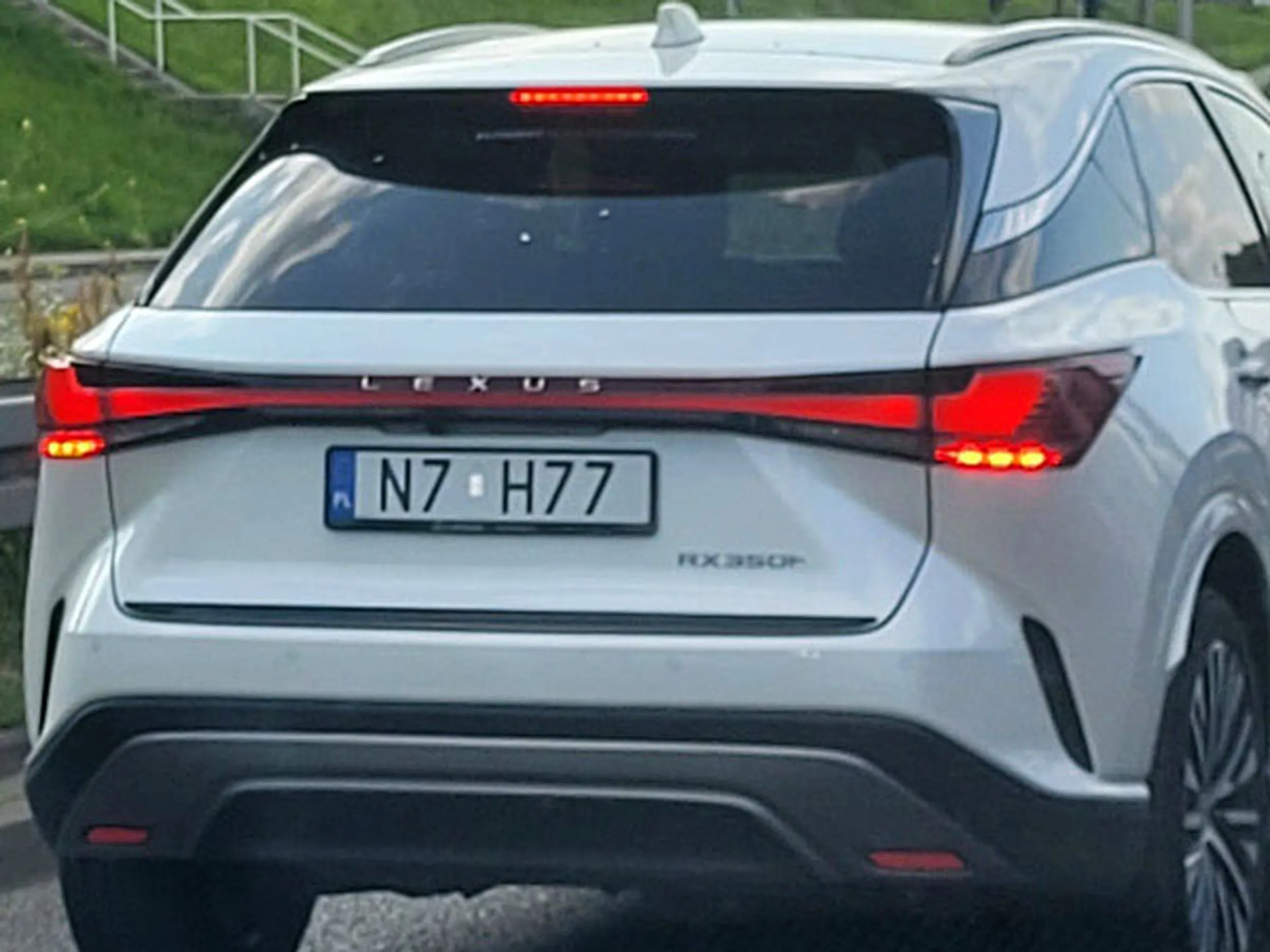 Fajny numer, blacha N7 H77