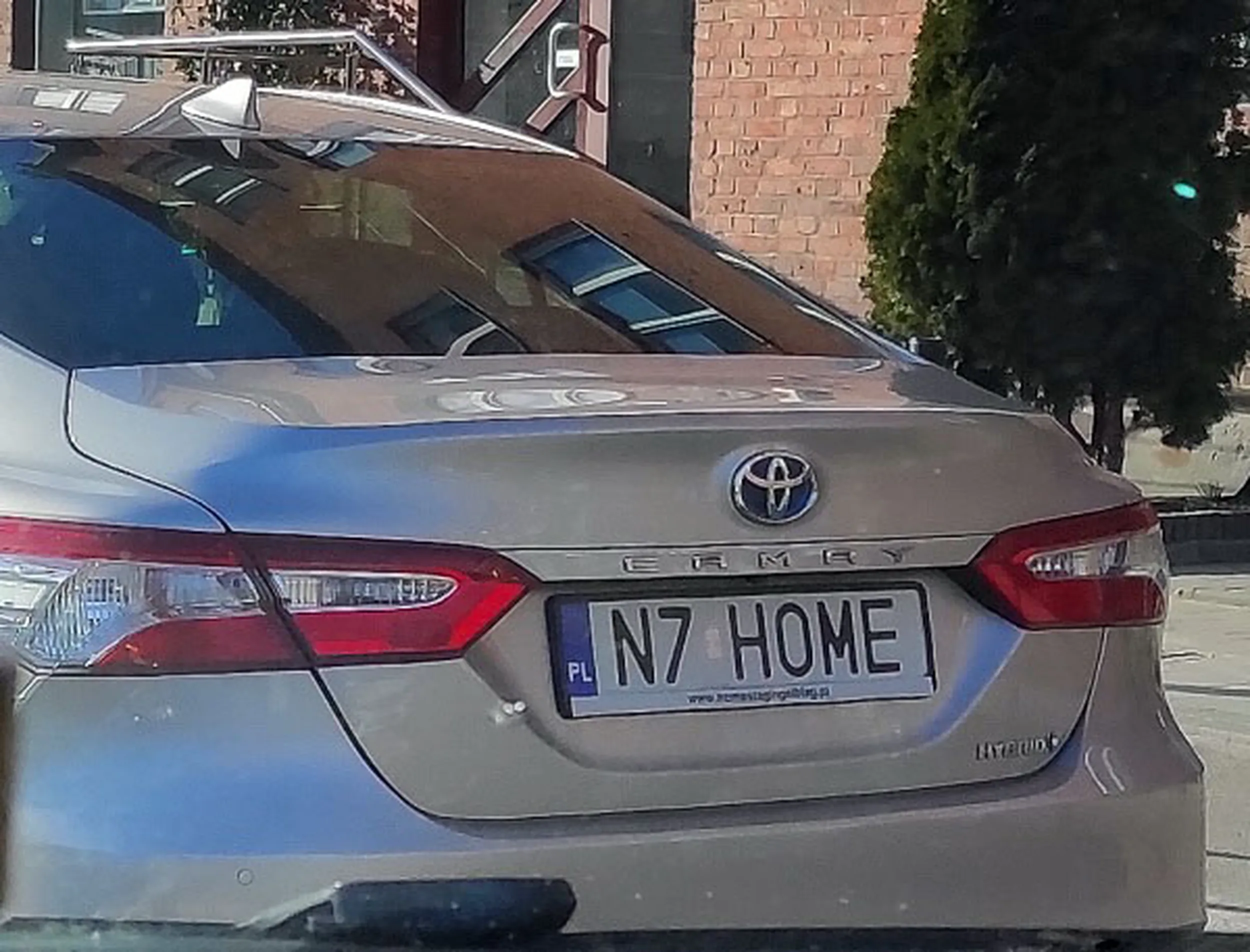 Fajny numer, blacha N7 HOME