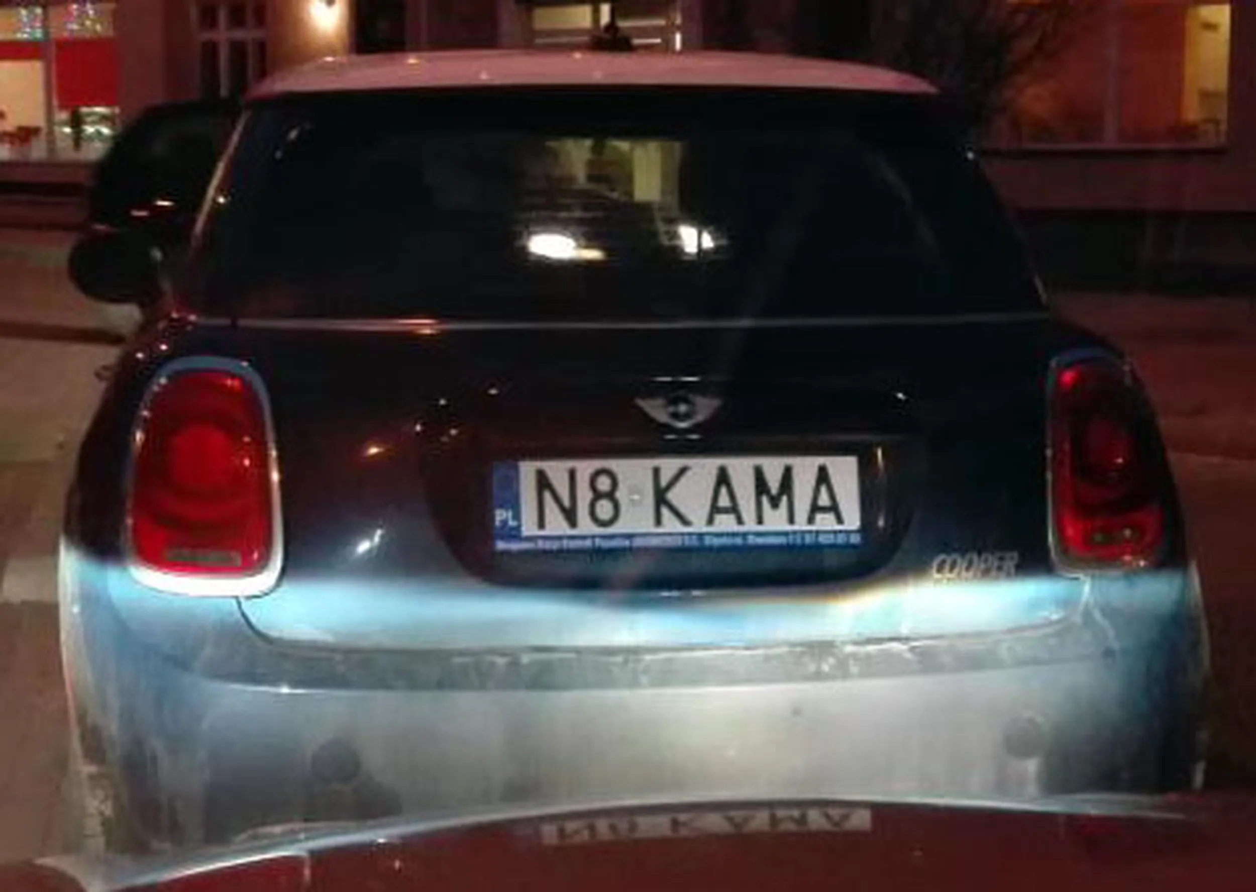 Fajny numer, blacha N8 KAMA