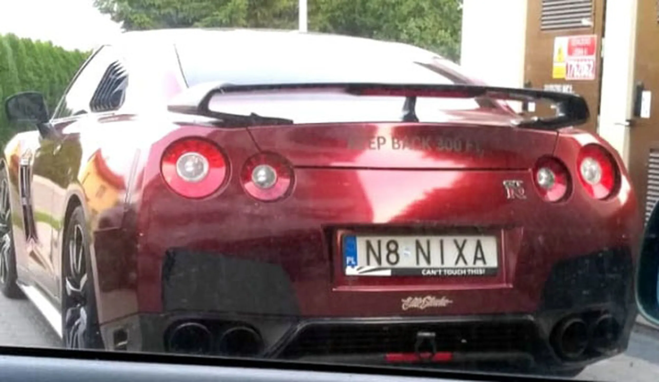 Fajny numer, blacha N8 NIXA