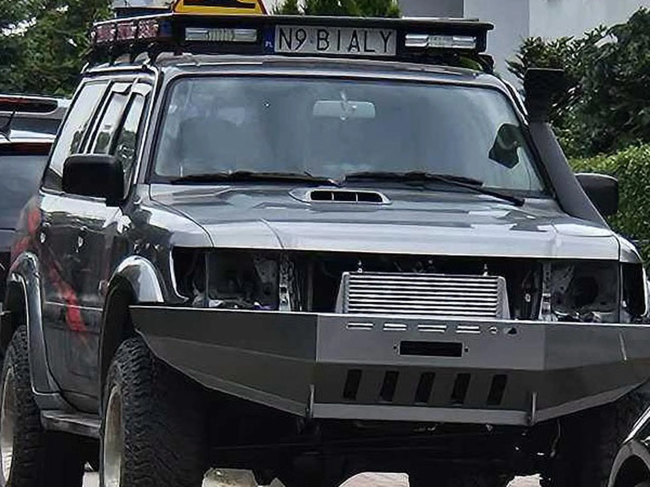 Fajny numer, blacha N9 BIALY