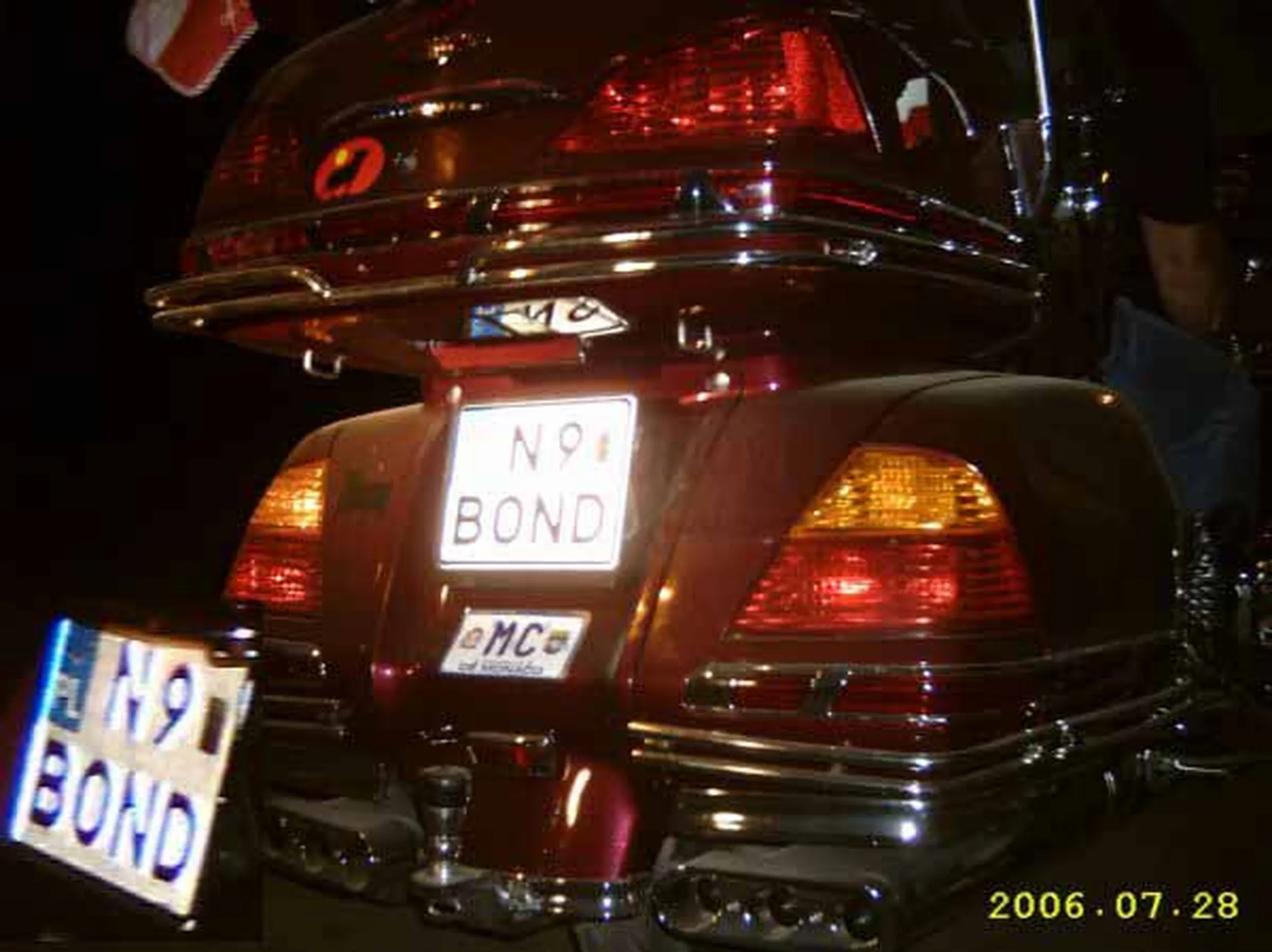 Fajny numer, blacha N9 BOND