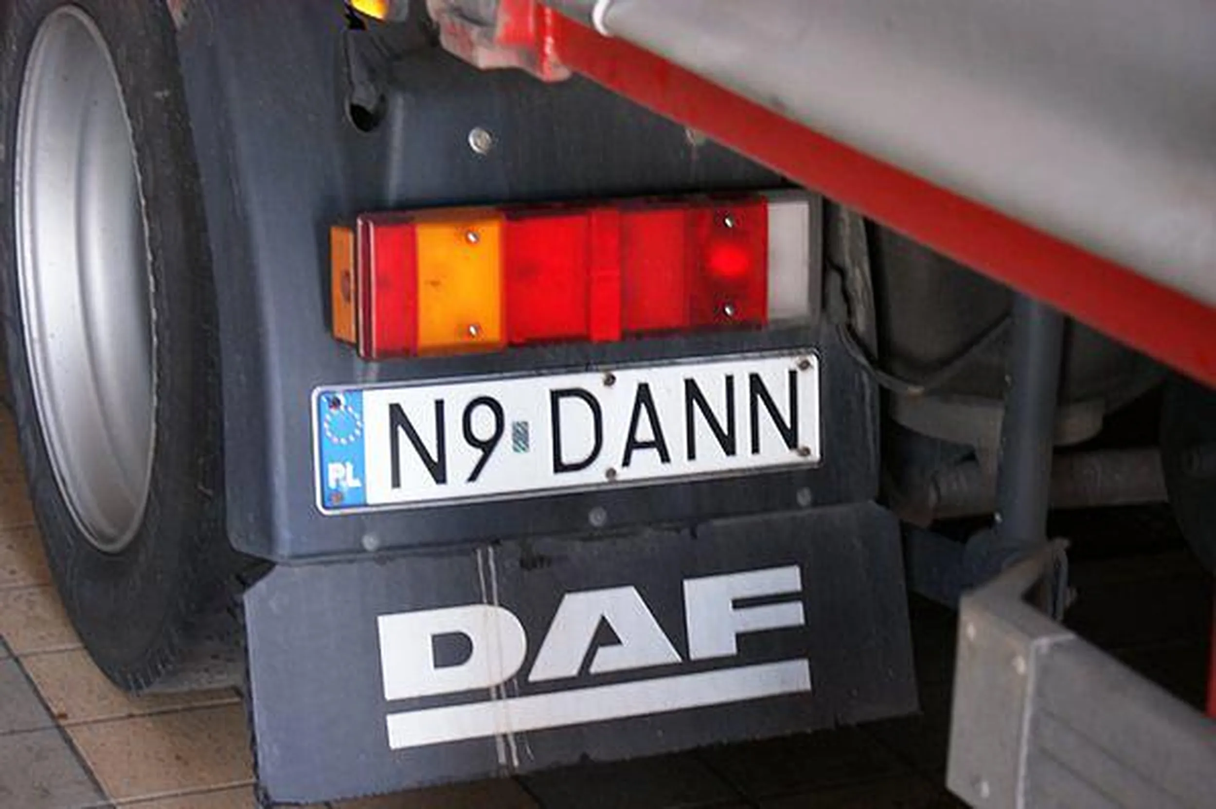 Fajny numer, blacha N9 DANN