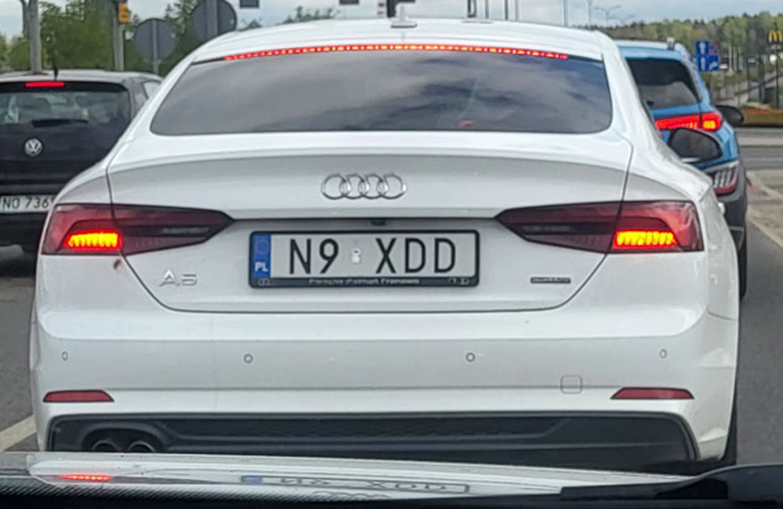 Fajny numer, blacha N9 XDD