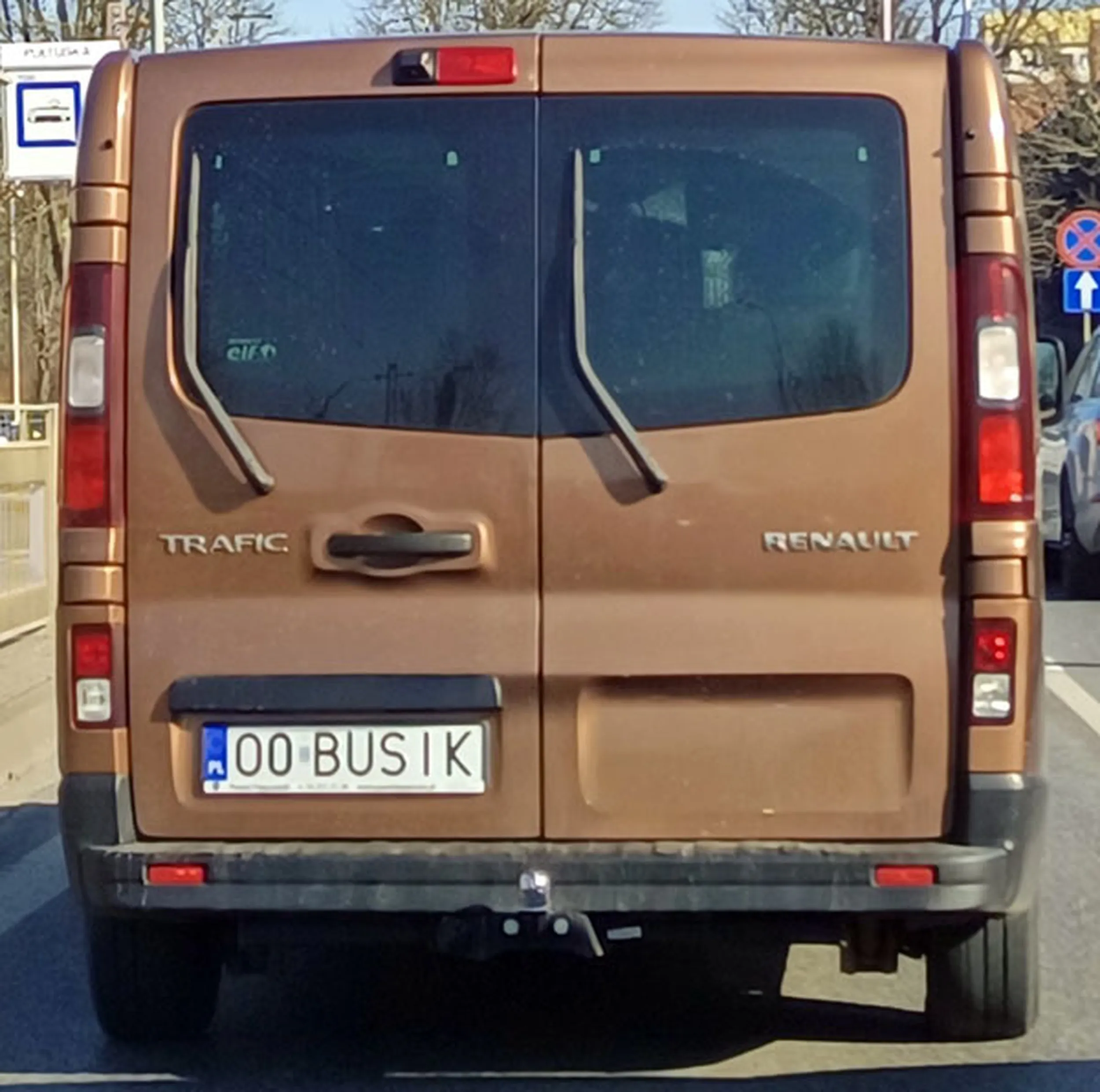 Fajny numer, blacha O0 BUSIK