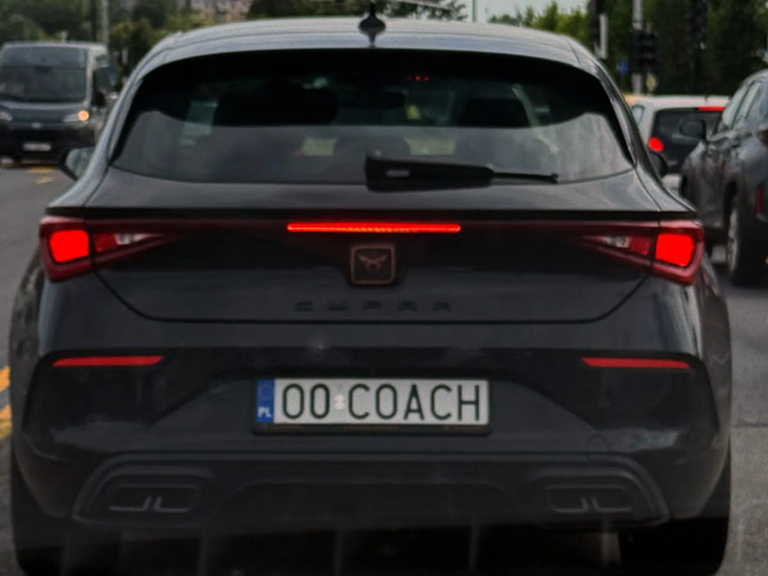 Fajny numer, blacha O0 COACH