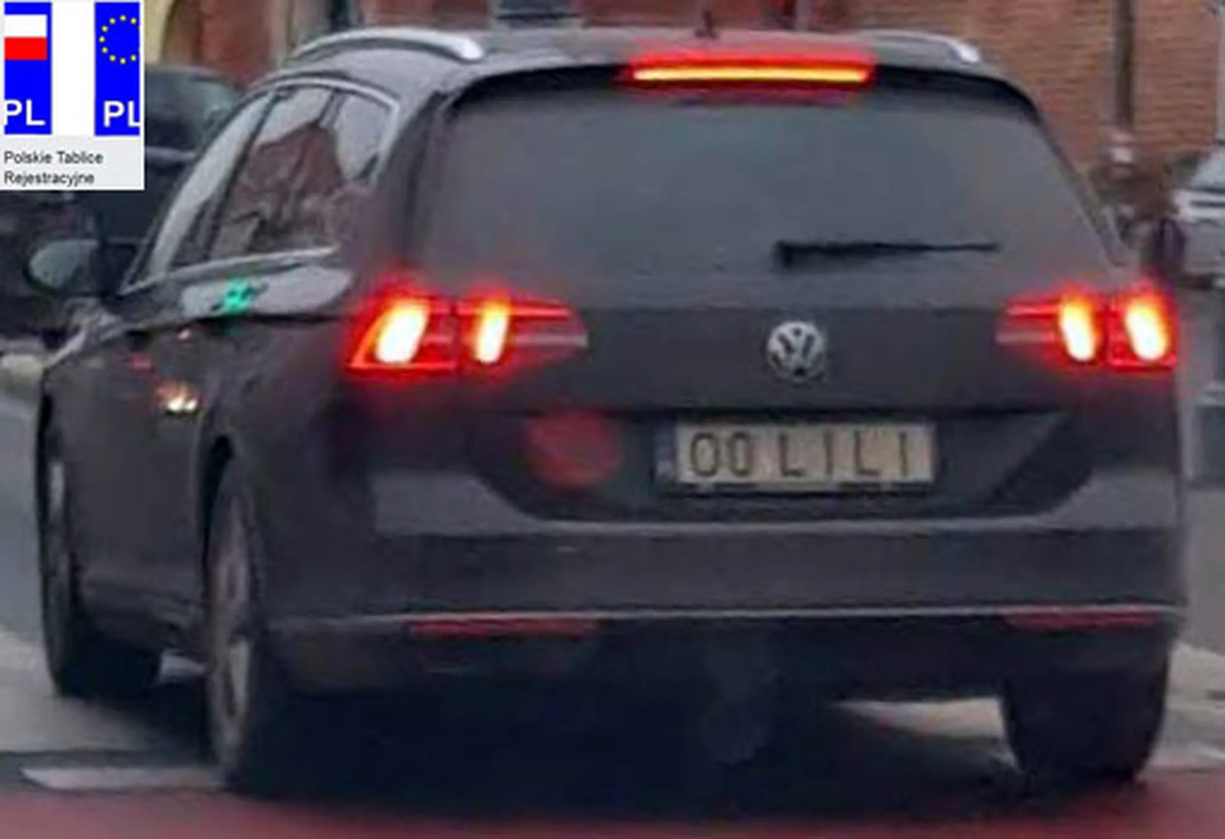 Fajny numer, blacha O0 LILI