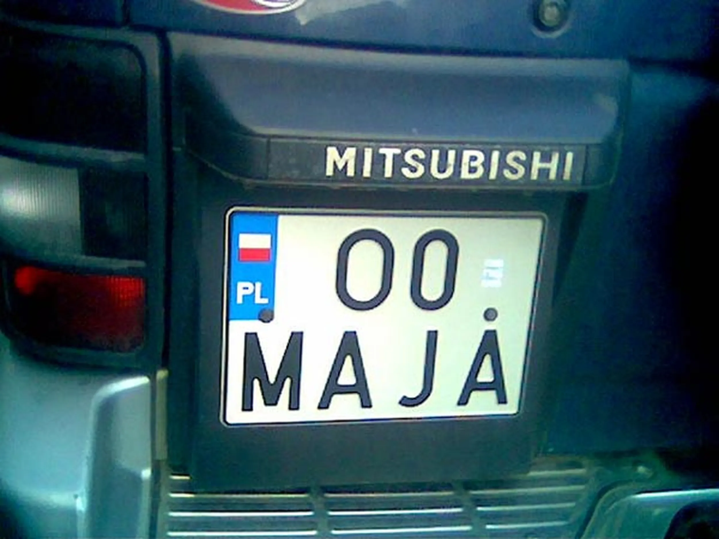 Fajny numer, blacha O0 MAJA