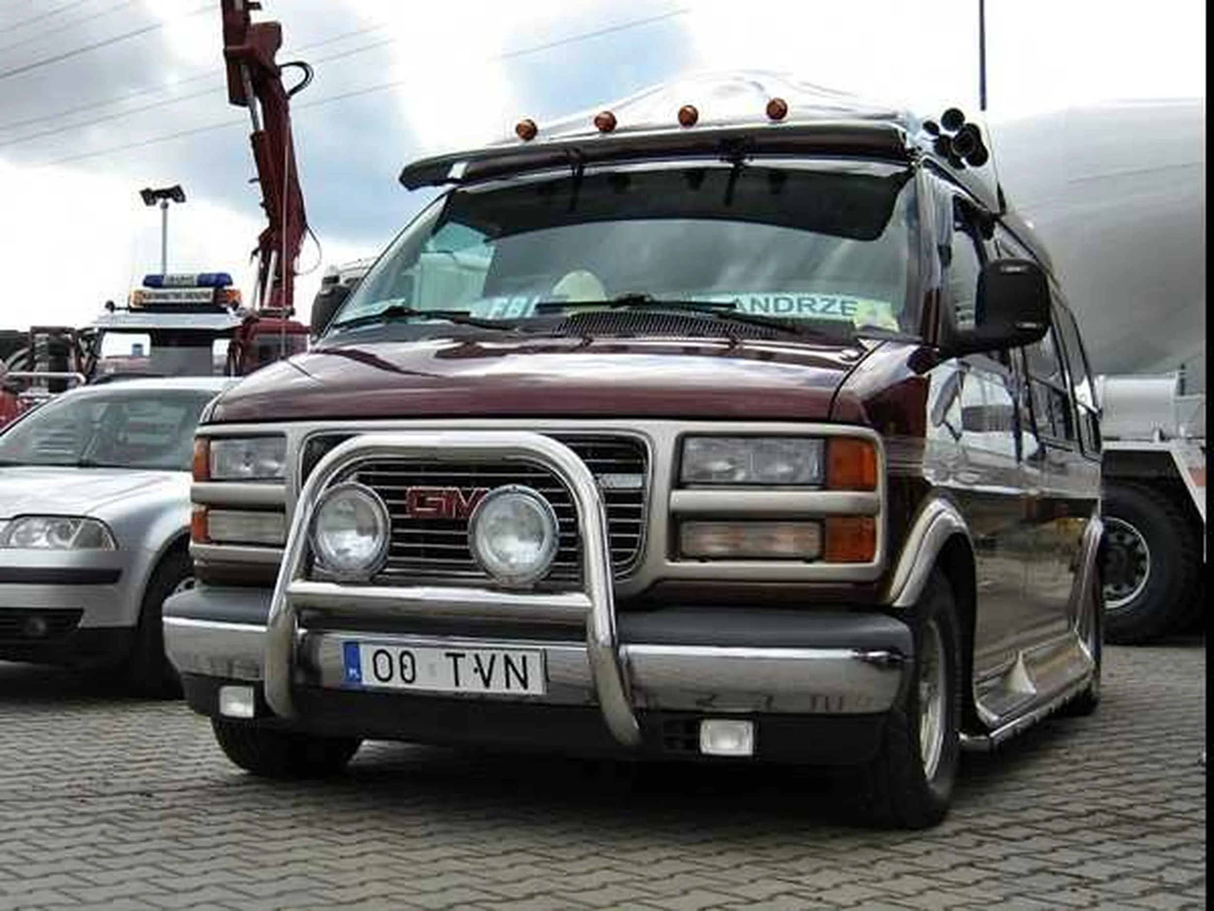 Fajny numer, blacha O0 TVN