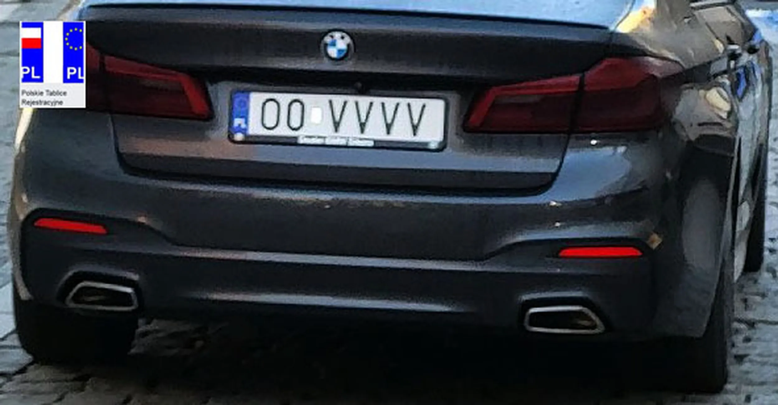 Fajny numer, blacha O0 VVVV