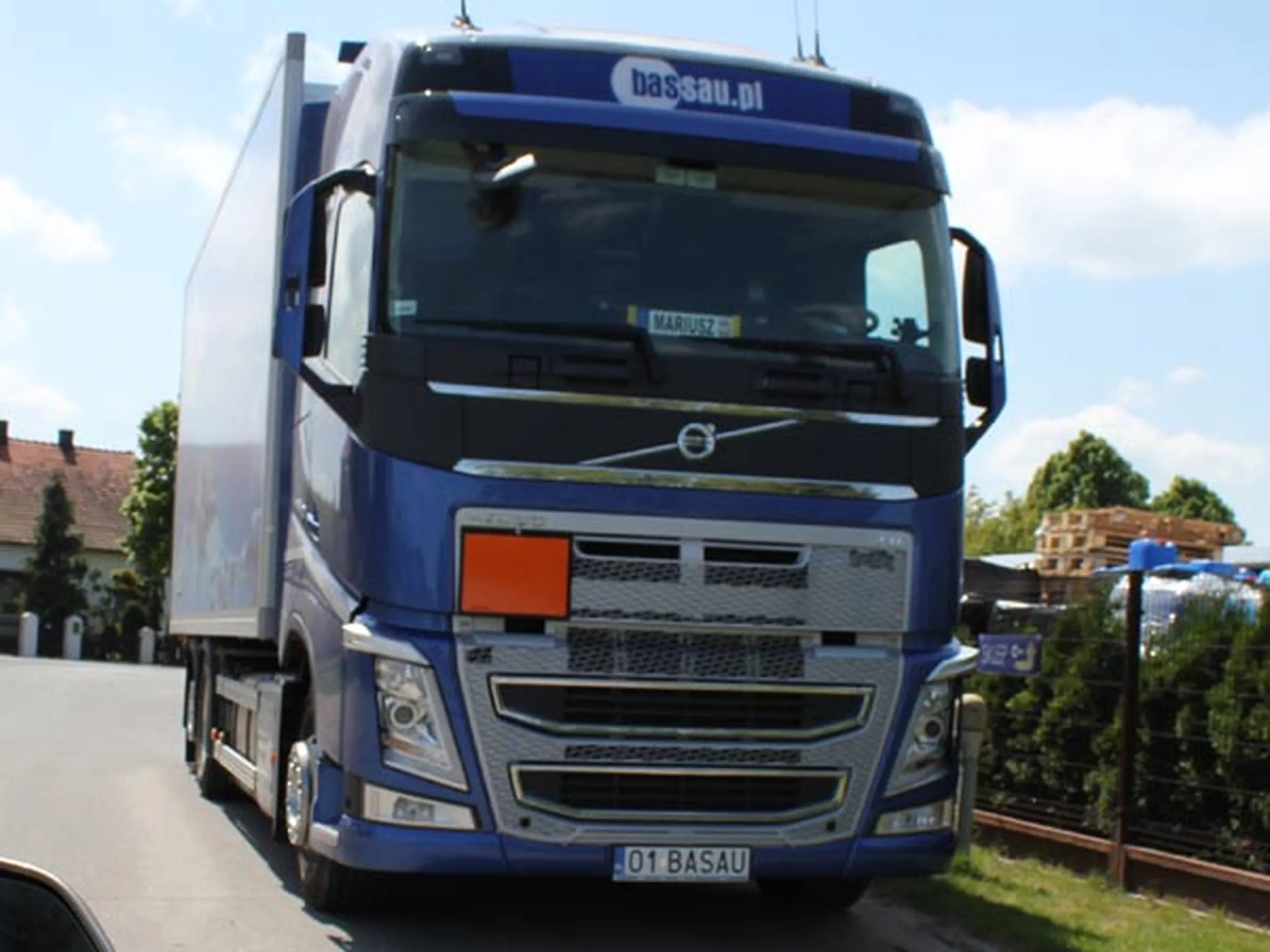 Fajny numer, blacha O1 BASAU