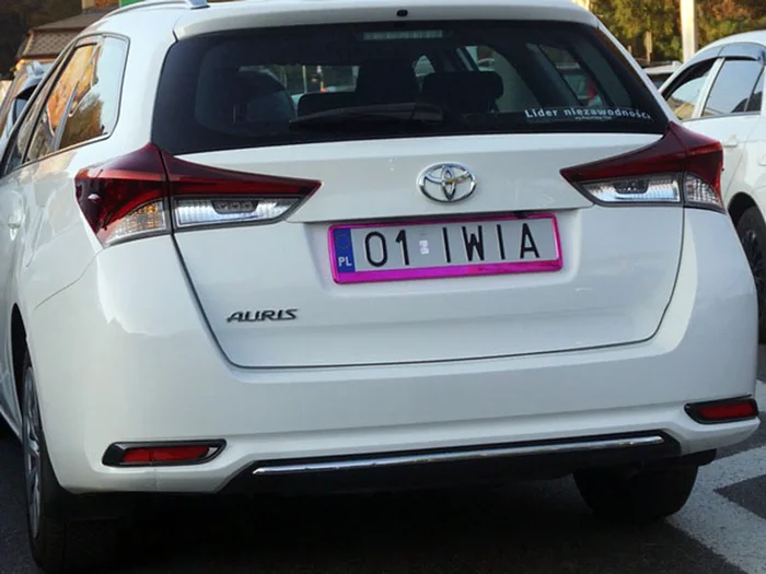 Fajny numer, blacha O1 IWIA